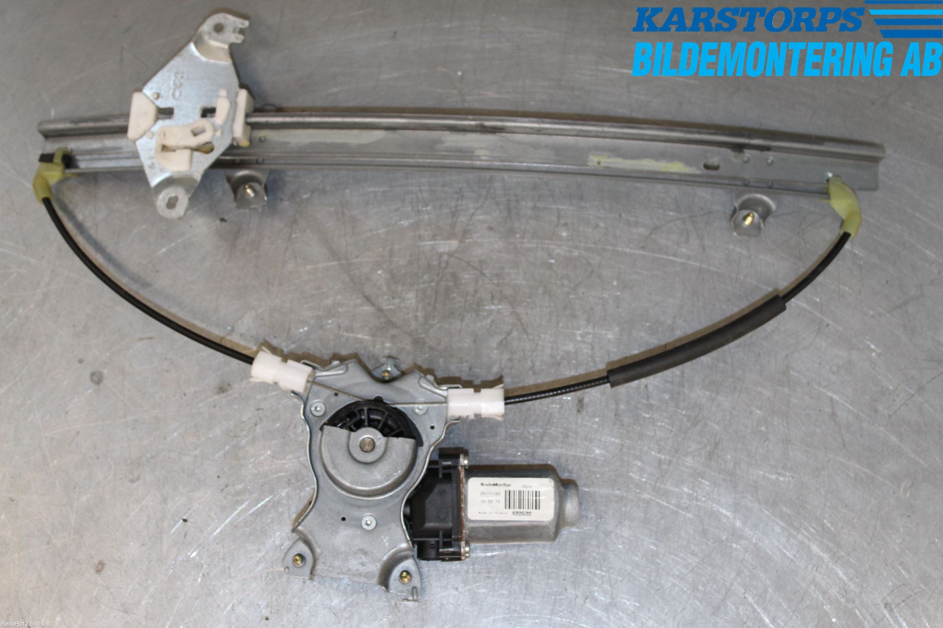 Nissan ALMERA    00-06 Vindusheis El Komp