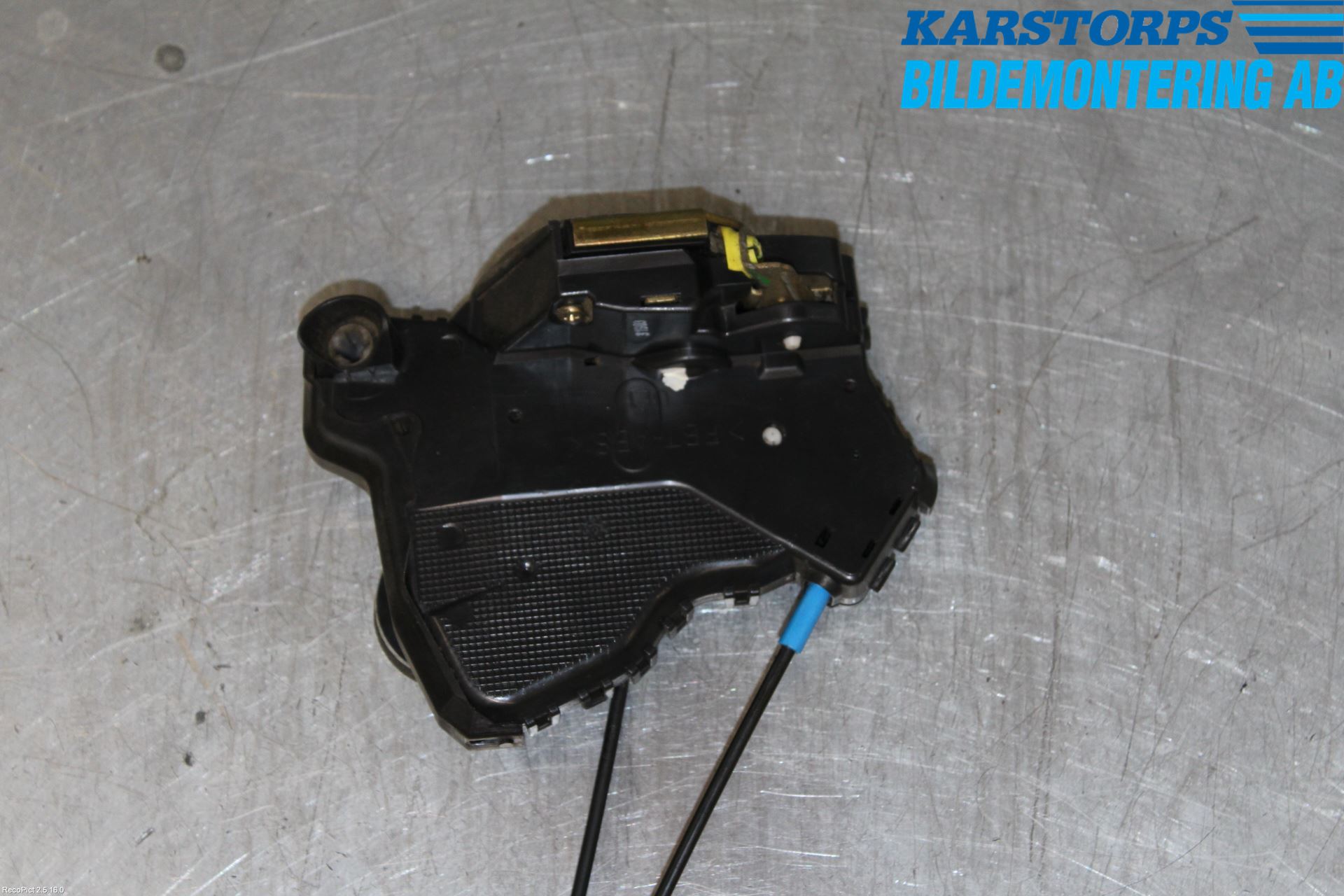 Toyota AVENSIS 03-06 Dørlås - Låsekasse