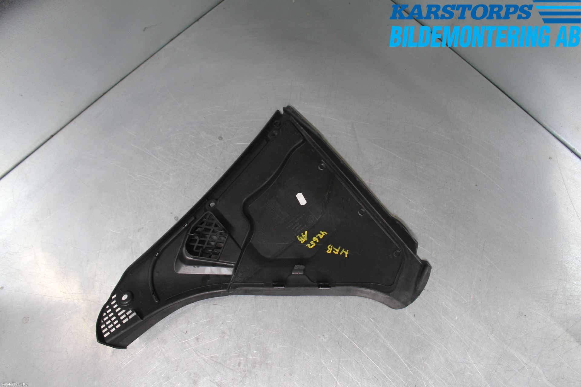 BMW 5 F10/F11/F18 09-17 Visker Deksel-Grill-Under Frr