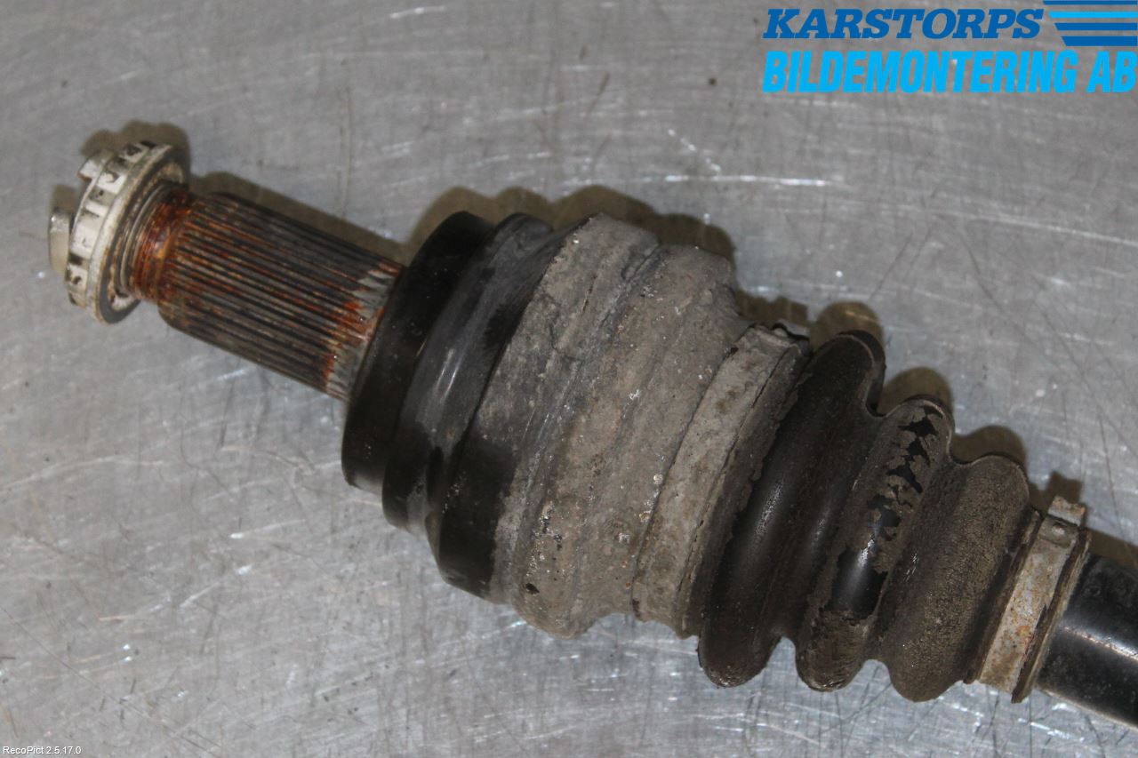 BMW 5 F10/F11/F18 09-17 Drivaksel Bak Kompl Høyre