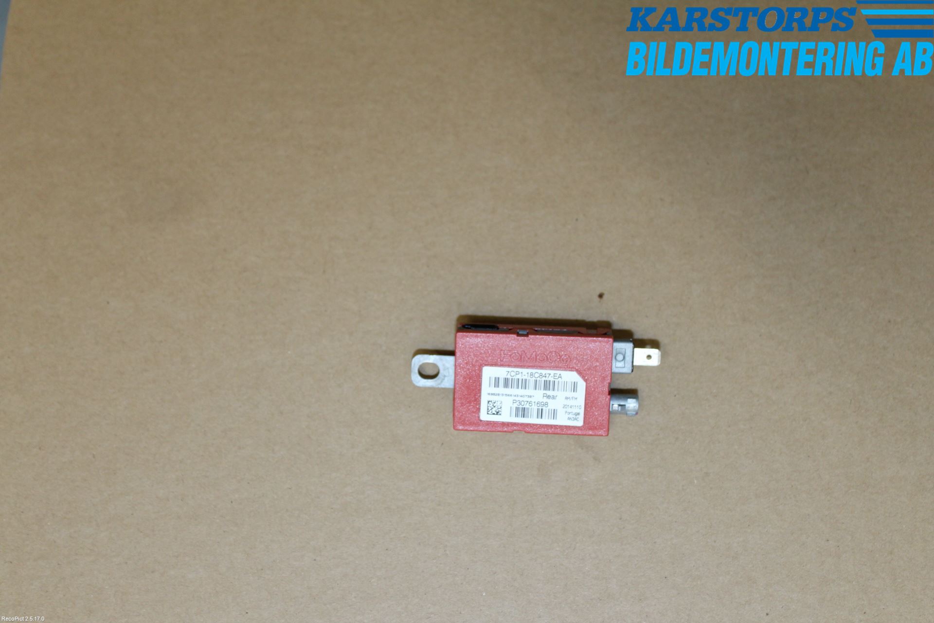Volvo V40 12-19 Stereo Antenneforsterker