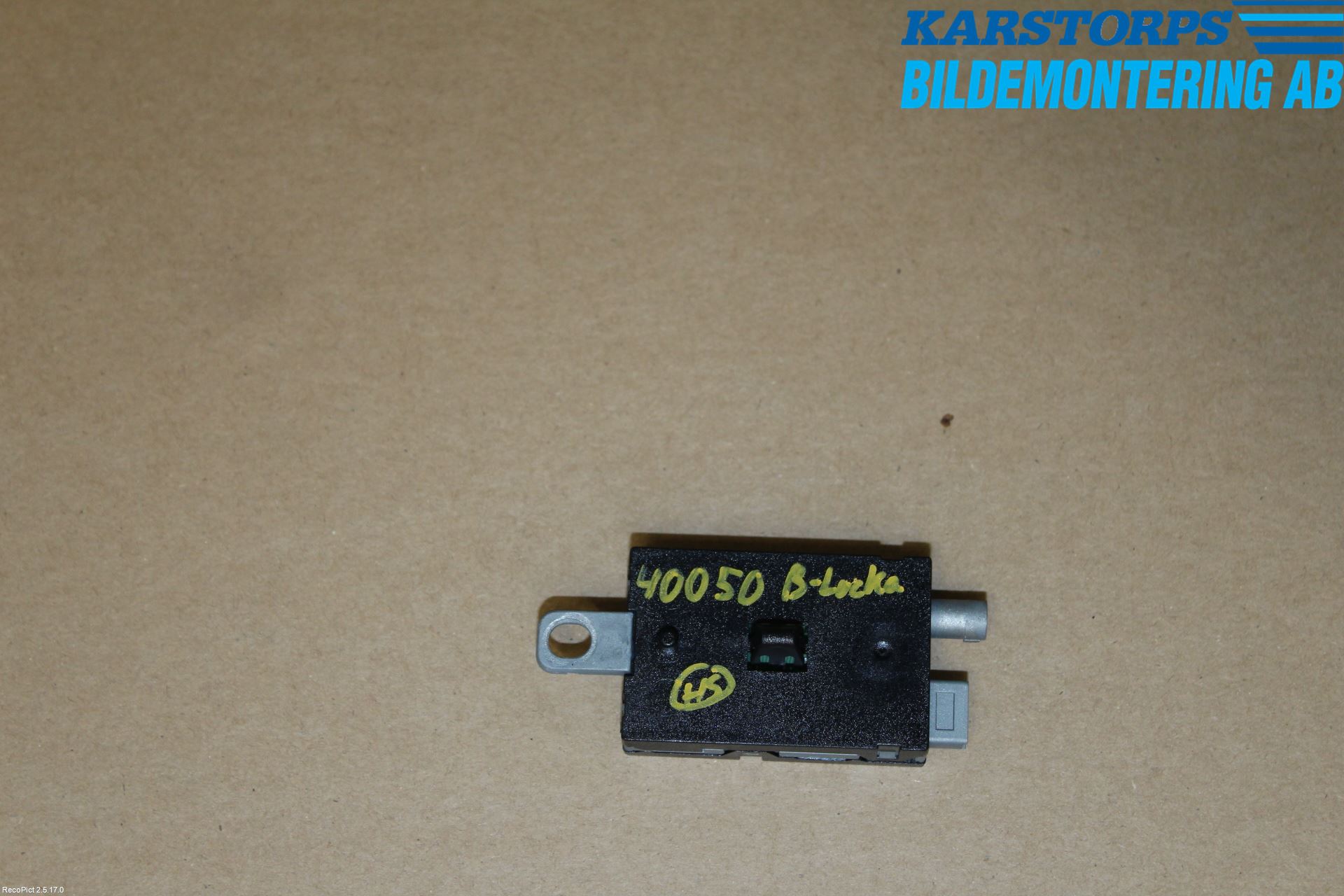 Volvo V40 12-19 Stereo Antenneforsterker
