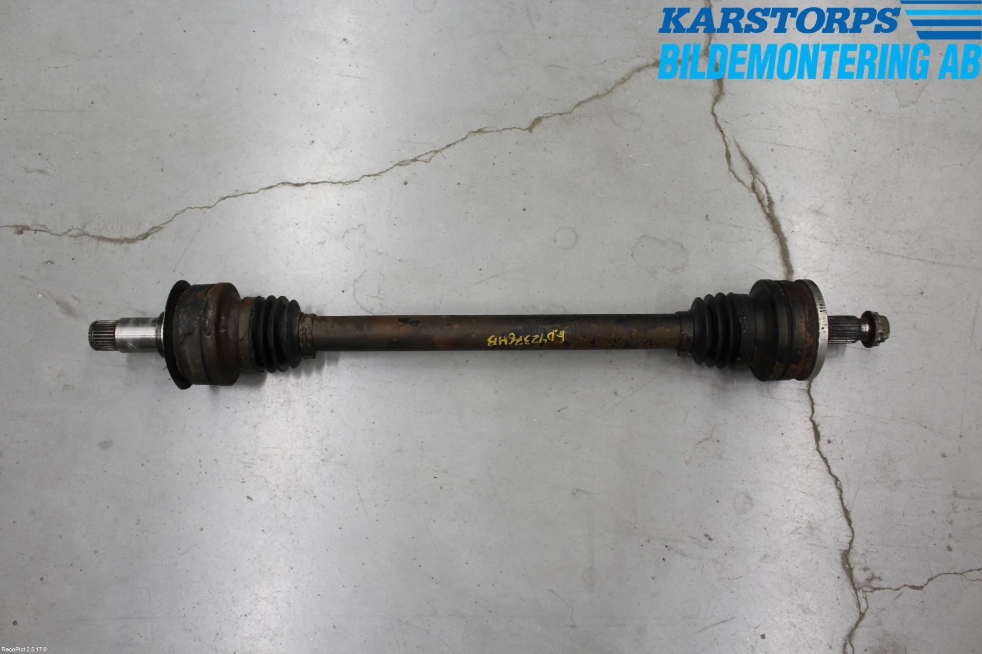 Mercedes-Benz MB C (203) 00-07 Drivaksel Bak Kompl Venstre