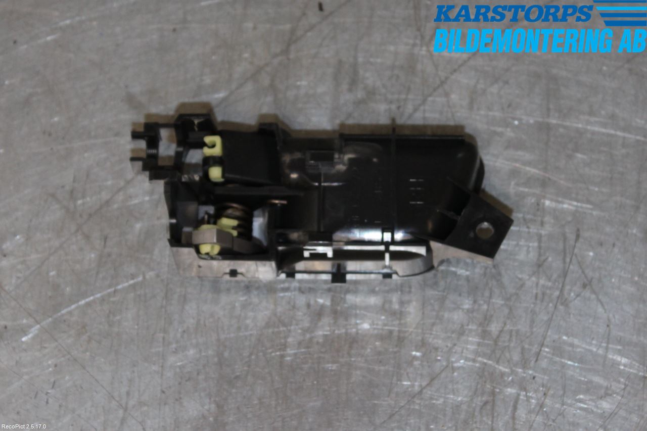 Mitsubishi PAJERO 06-15 Innr Dørhandtak H Indre