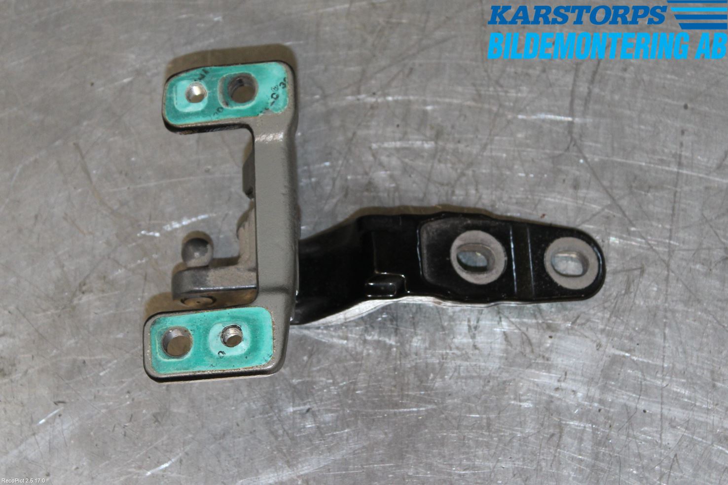 Mercedes-Benz MB C-KLASS (W205) 14-21 Bakluke Hengsel Venstre