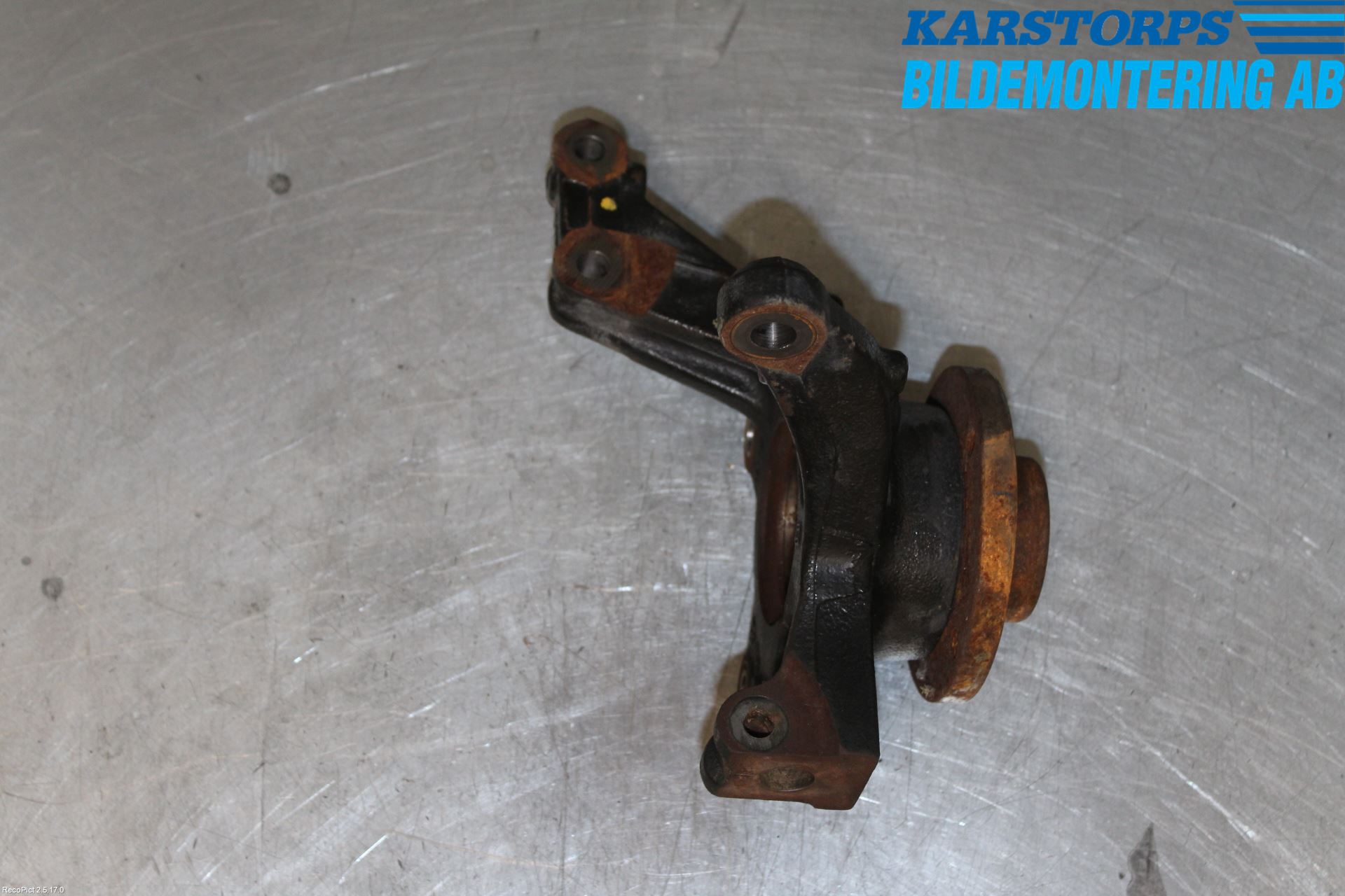 Renault CLIO IV 12-16 Spindel Hf