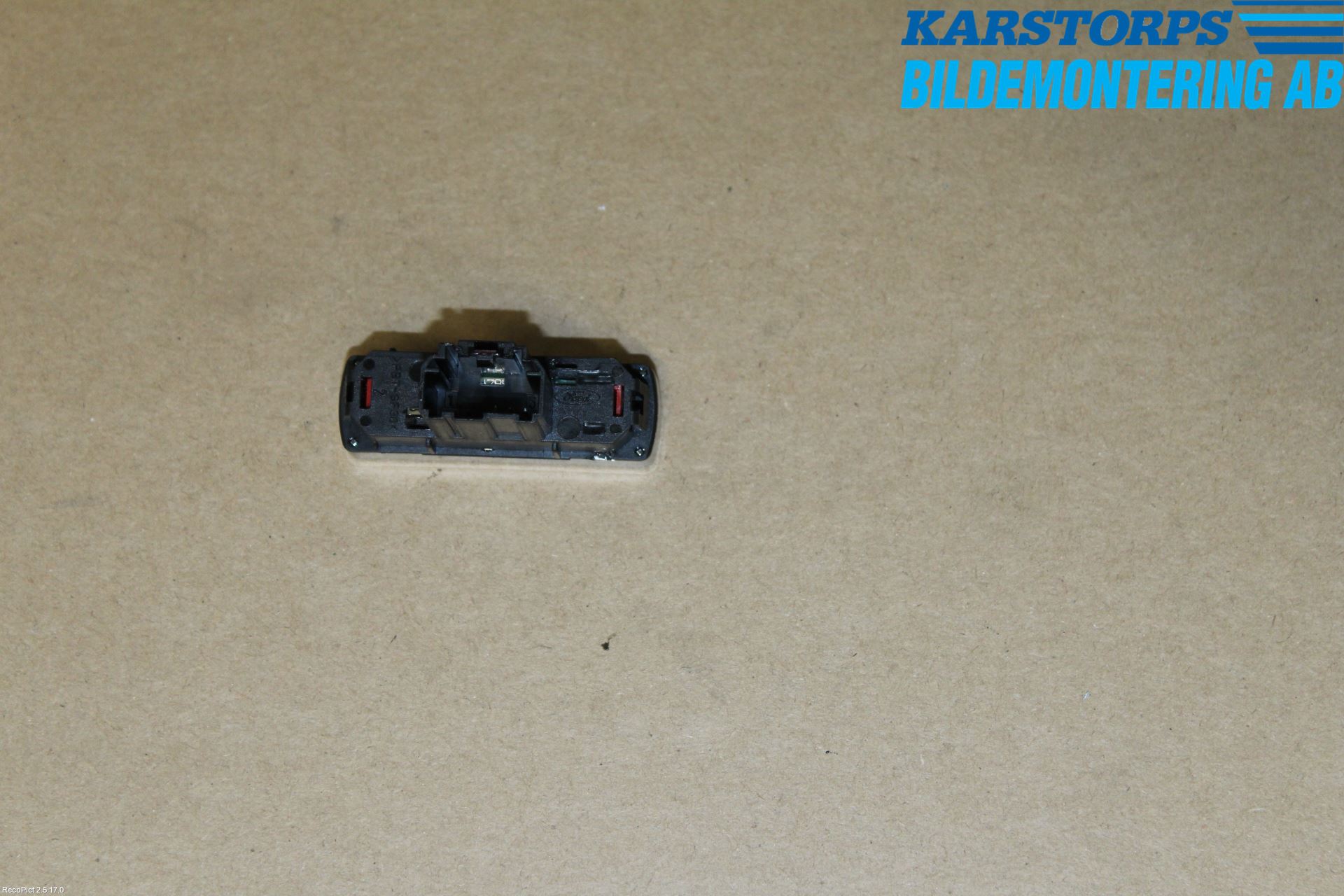 Ford S-MAX 06-15 Bryter Varsel (Nødblink)