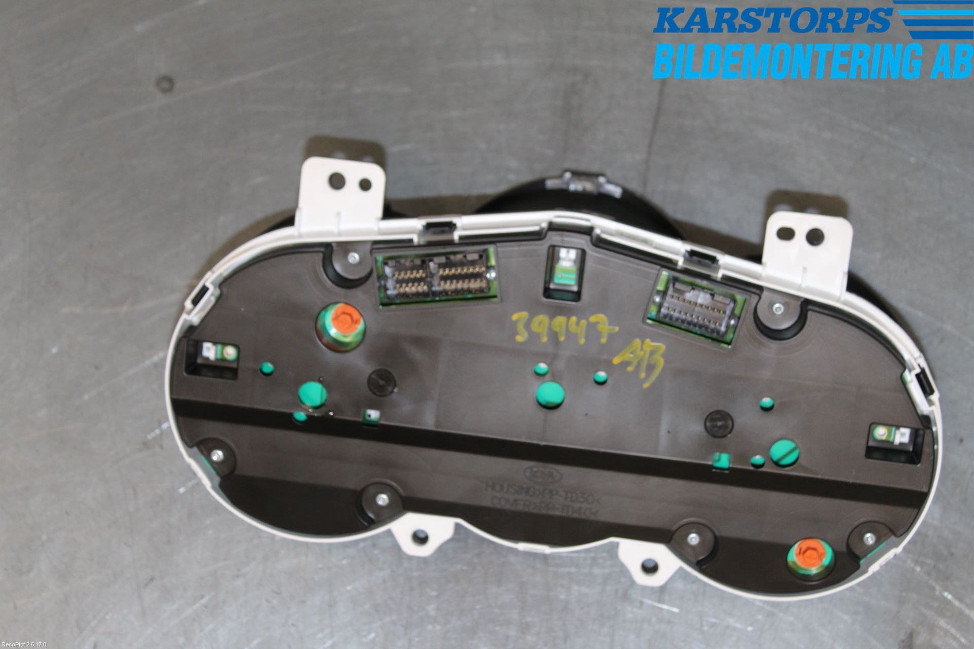 Kia VENGA 10-19 Instr Kombinert