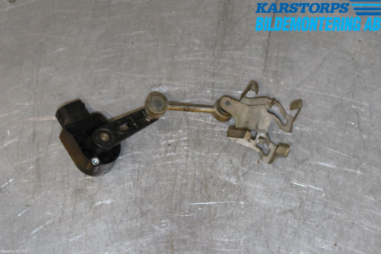 Mercedes-Benz MB C-KLASS (W205) 14-21 Sensor Lysinnstilling