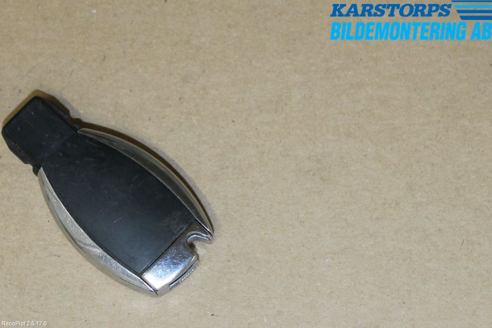 Mercedes-Benz MB C-KLASS (W205) 14-21 Nøkkel Fjernkontroll -Alarm
