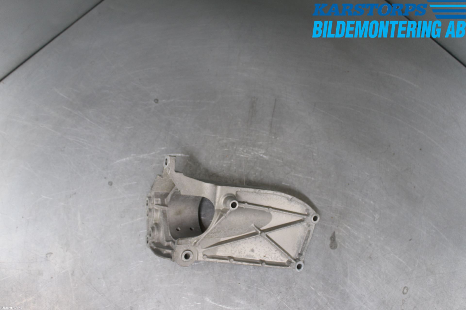 Volvo V70 14-16 Motor Feste Stål-Alu