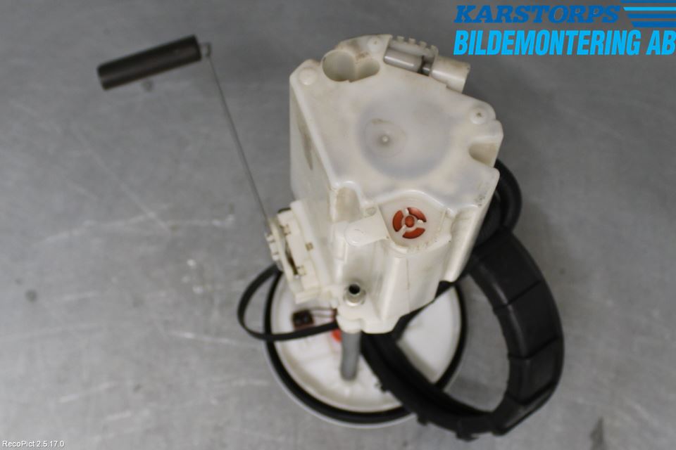 Nissan NAVARA 05-16 Giver Drivstofftank