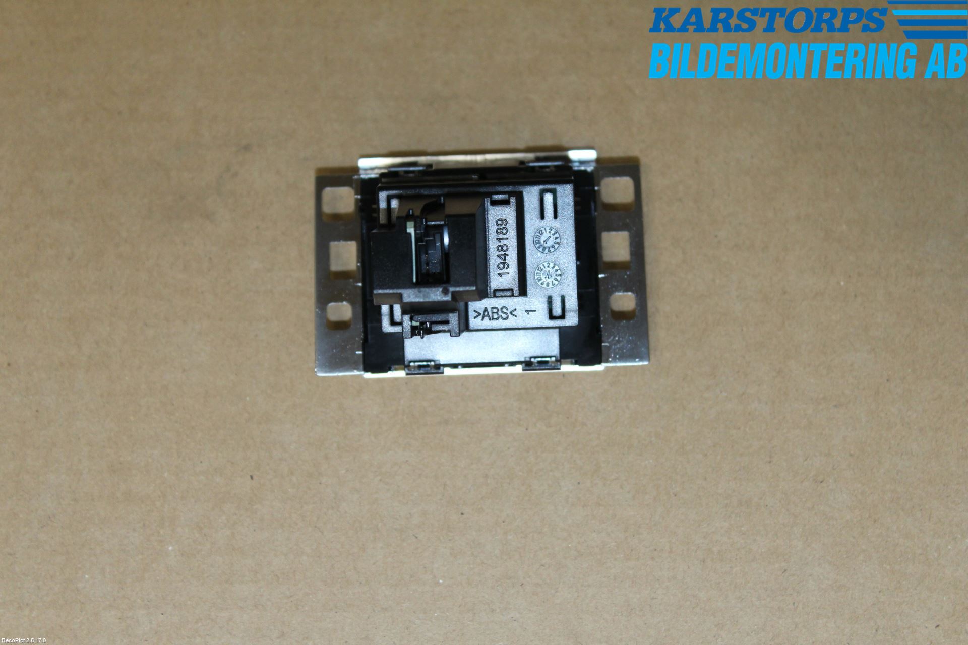 Volkswagen VW PASSAT 11-14 Instr Klokke