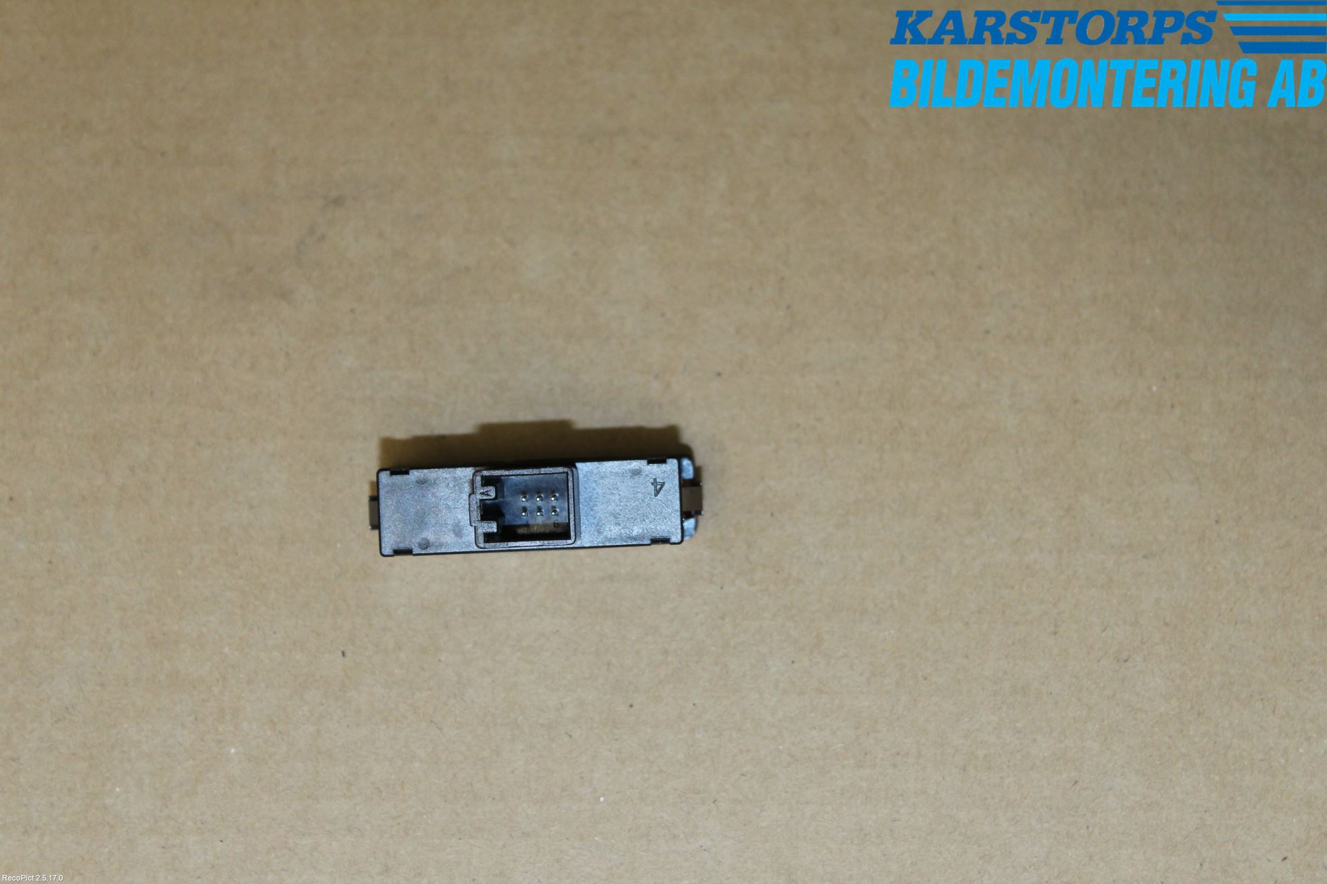 Volkswagen VW PASSAT 11-14 Bryter Varsel (Nødblink)