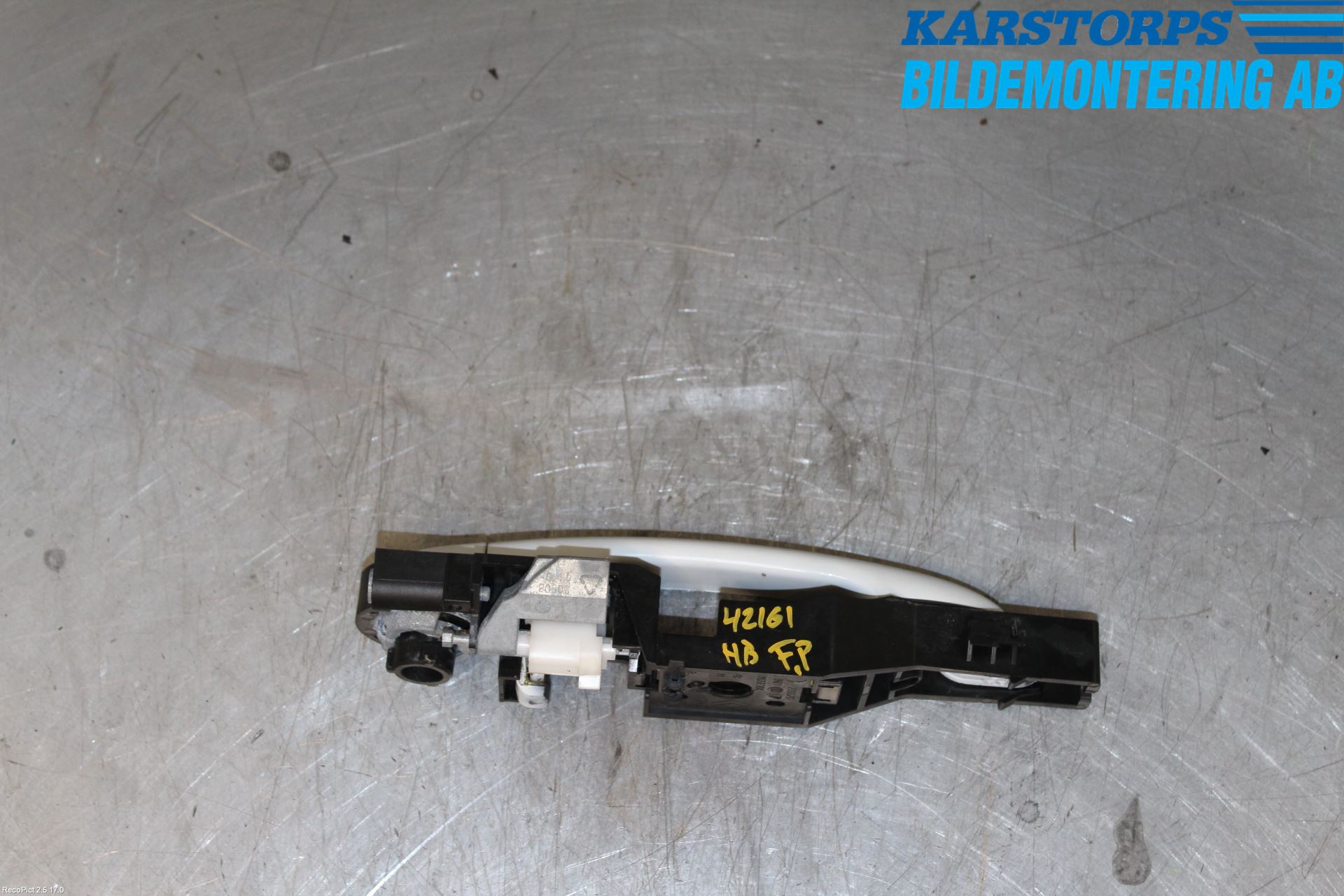 Renault CLIO III  09-12 Dørhandtak Ytre Høyre