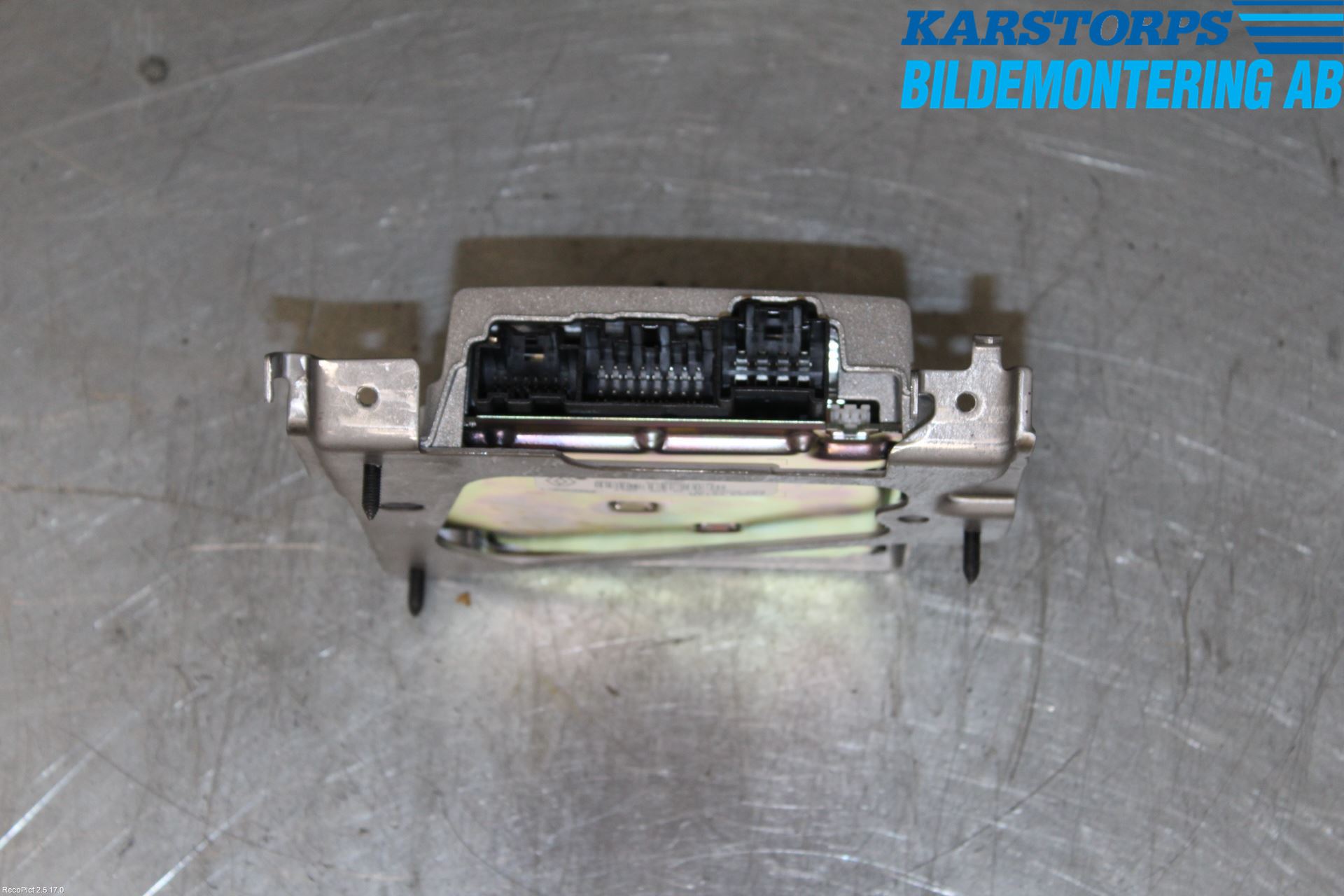 Renault MEGANE IV 16-23 Stereo Forsterker