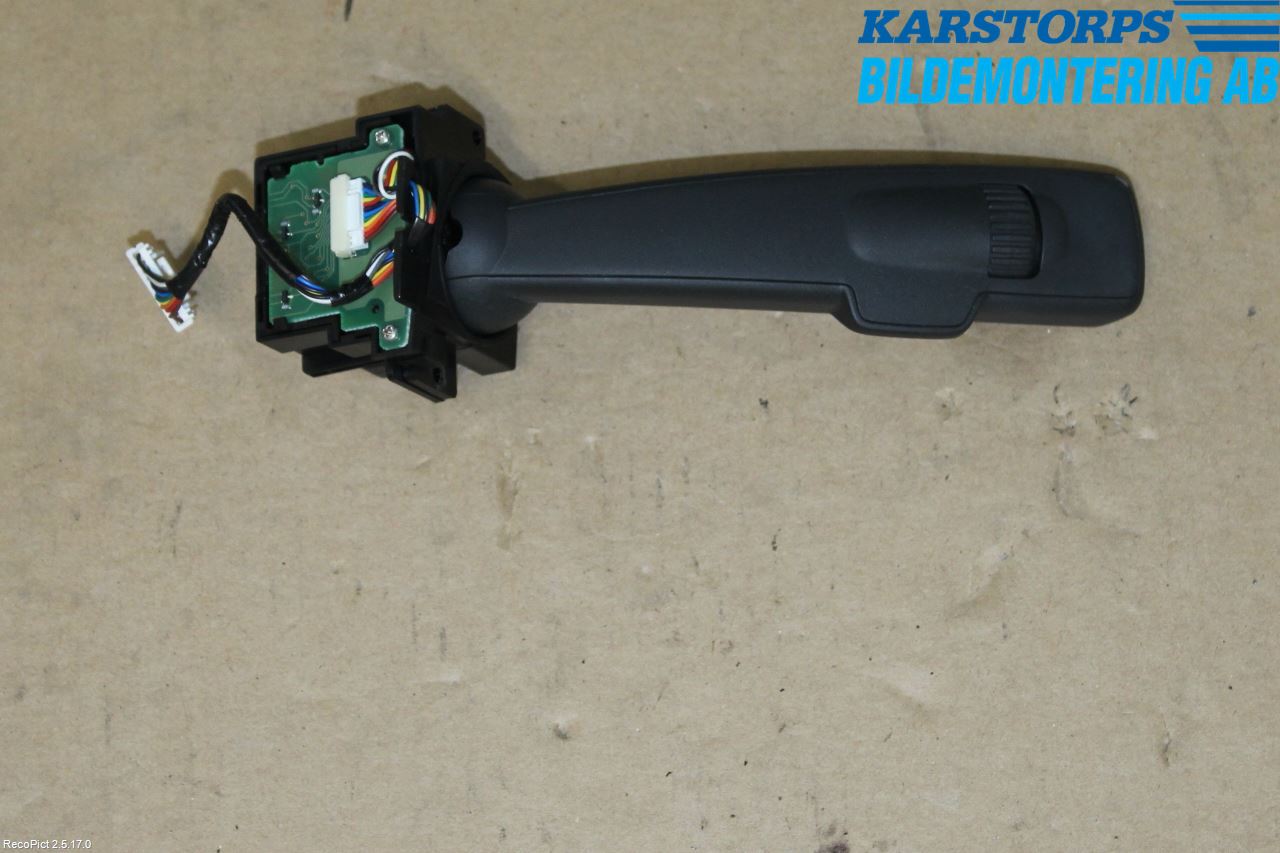 Volvo S60 11-13 Bryter Ratt Visker - Spyler