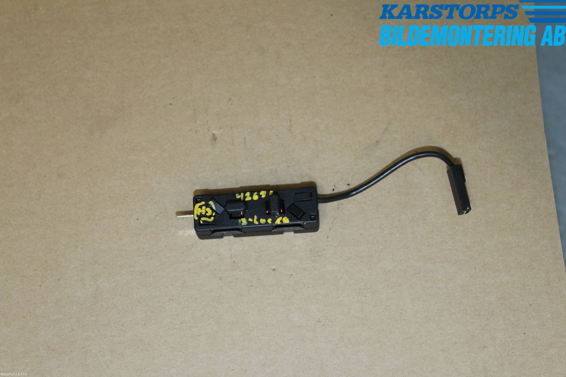 Renault MEGANE IV 16-23 Stereo Antenneforsterker