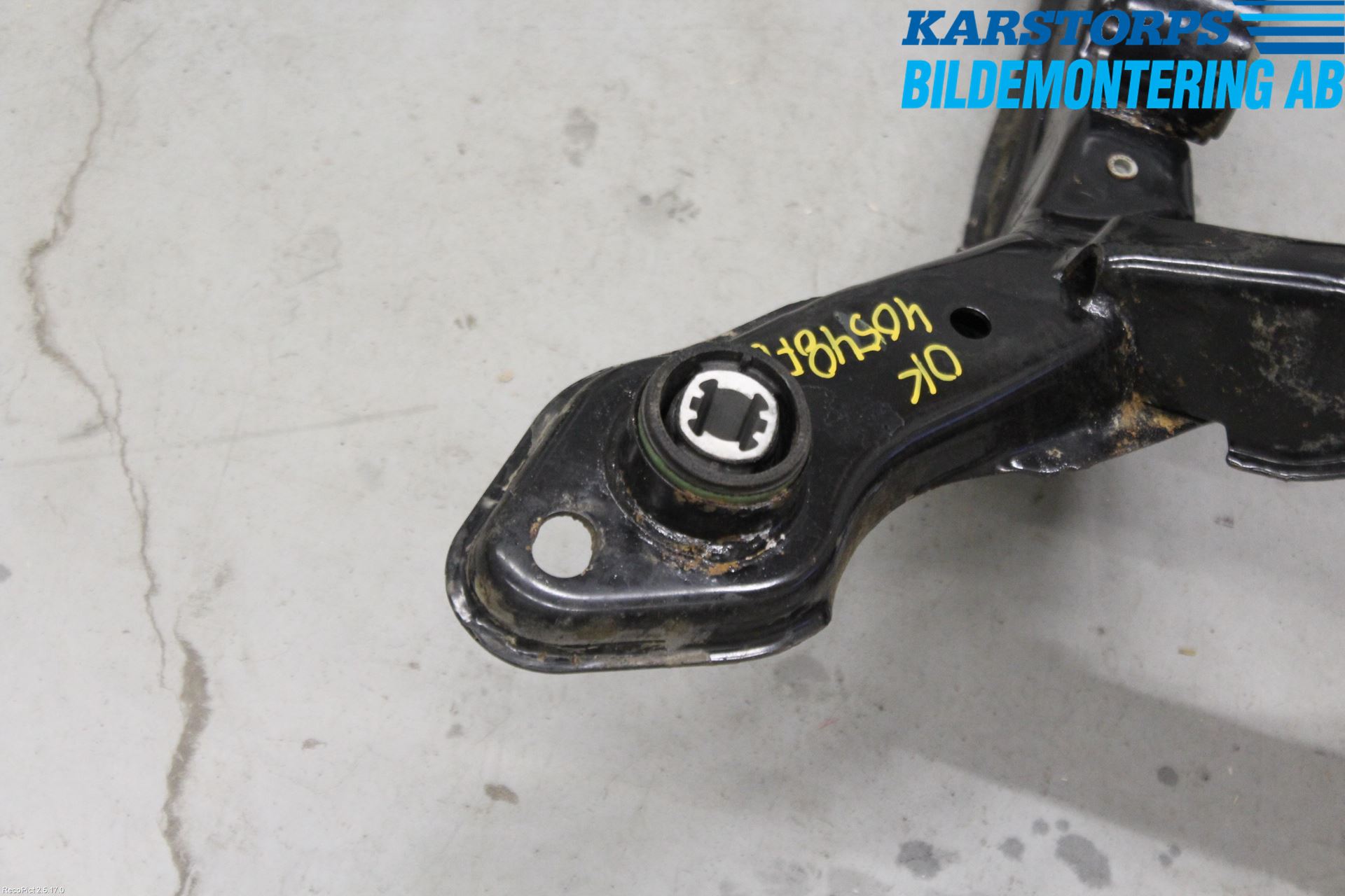 Volvo XC60 14-17 Bakaksel Feste Travers-Ramme