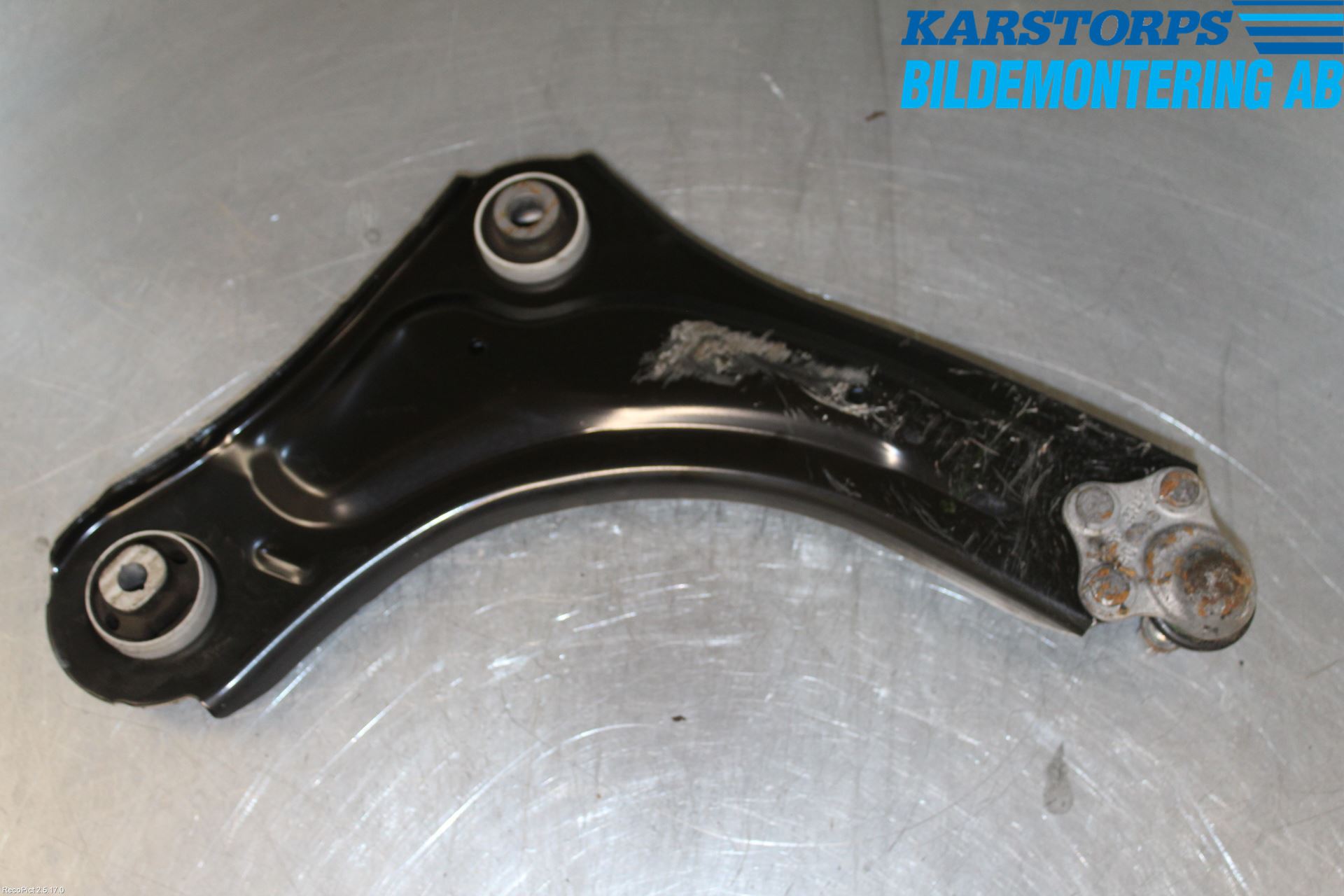 Renault MEGANE III 09-15 Bærearm Foran Venstre Nedre
