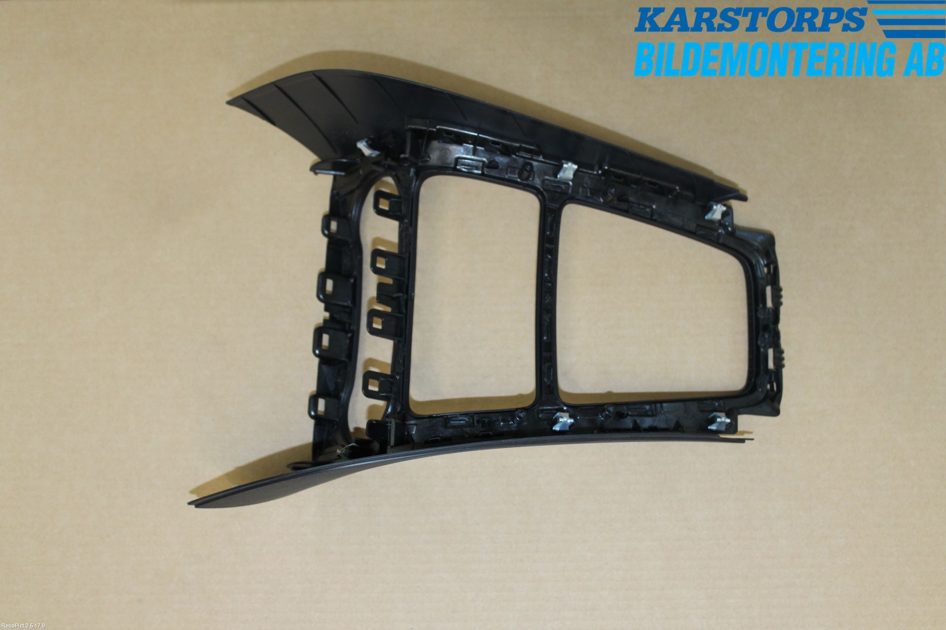 Mercedes-Benz MB B-KLASS (W246/W242) 12-19 Instrumentkonsoll Midt