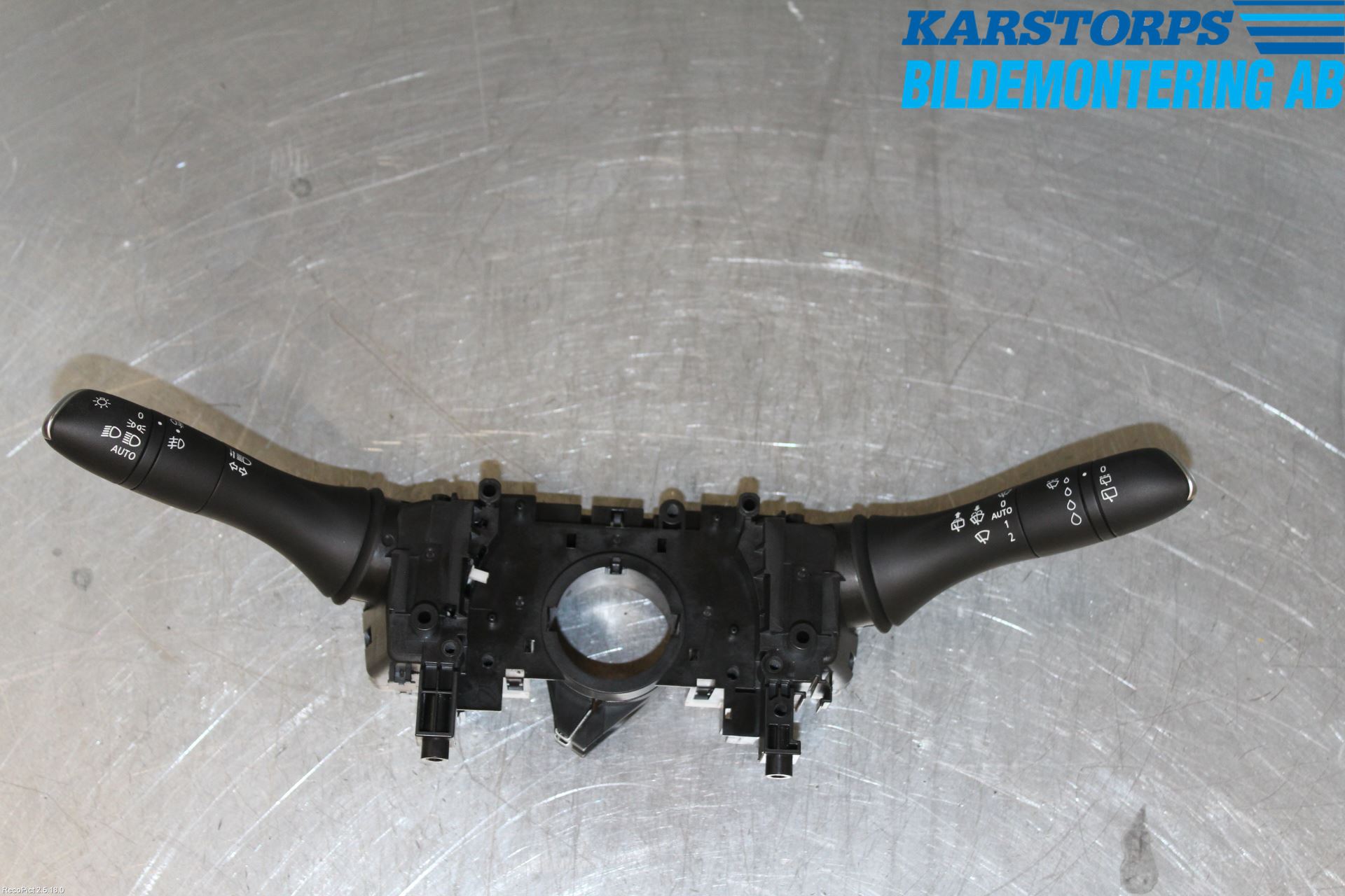 Renault MEGANE IV 16-23 Rattdeksel - Deksler