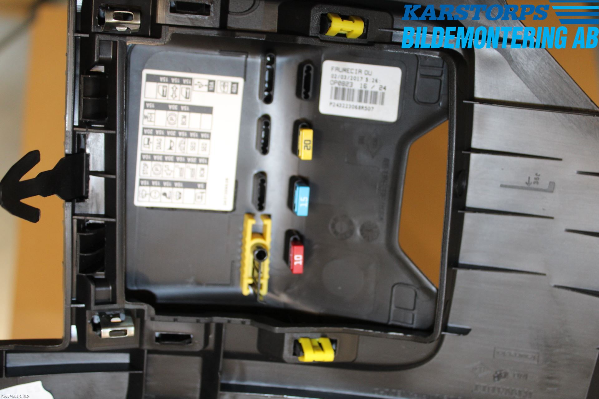 Renault MEGANE IV 16-23 Innr Dashbord Sparkeplate