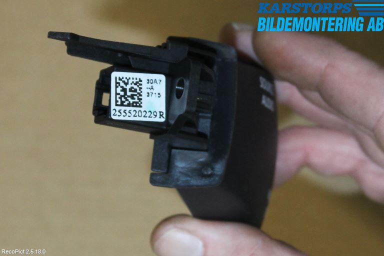 Renault MEGANE IV 16-23 Bryter Ratt Radio-Stereo