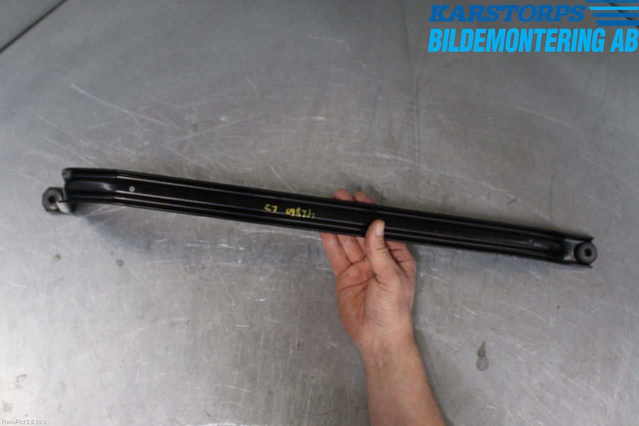 BMW 3 GT F34 13-19 Drivstofftank Bånd-Feste