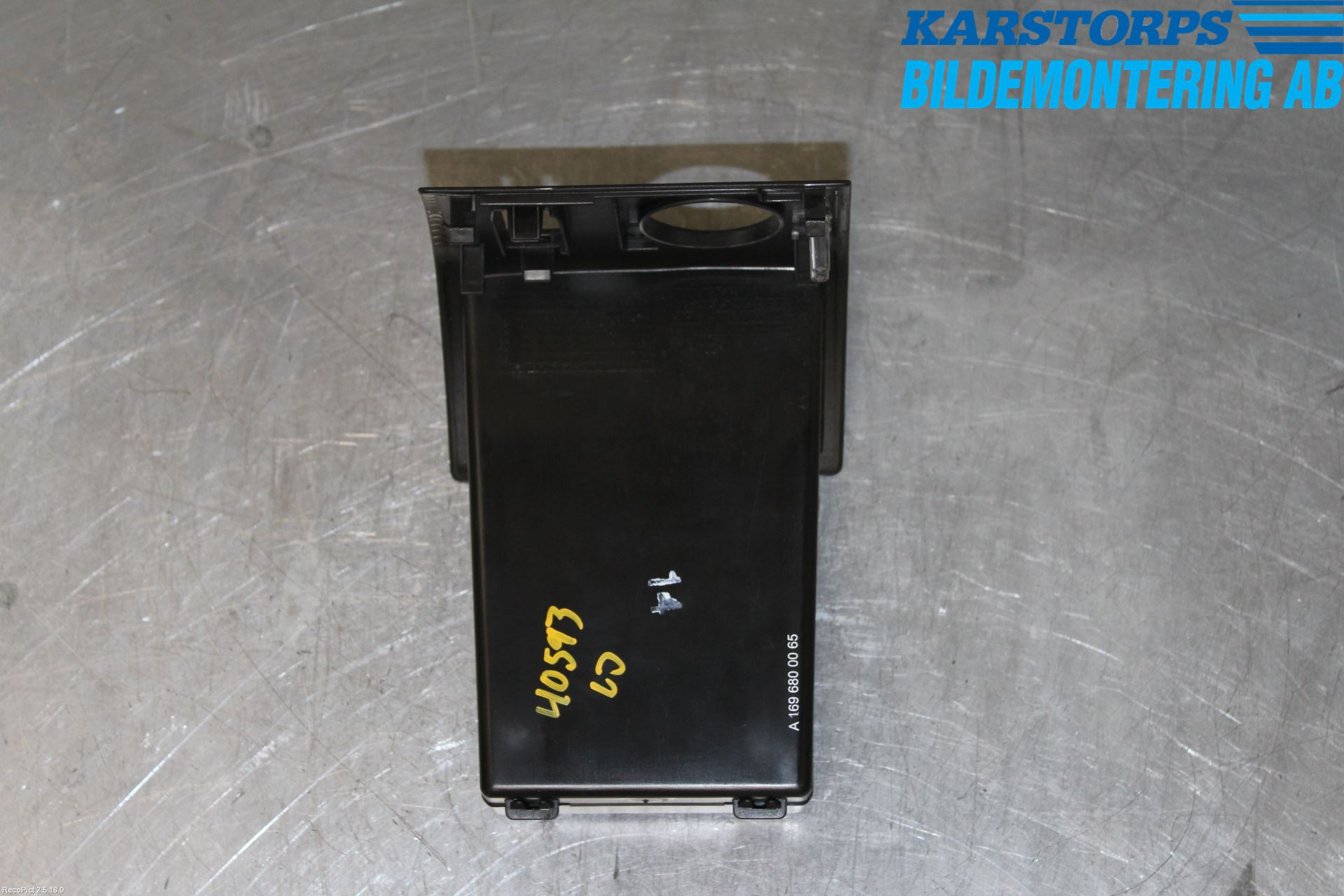 Mercedes-Benz MB A-KLASS (W169) 04-12 Innr Oppbevaringsrom