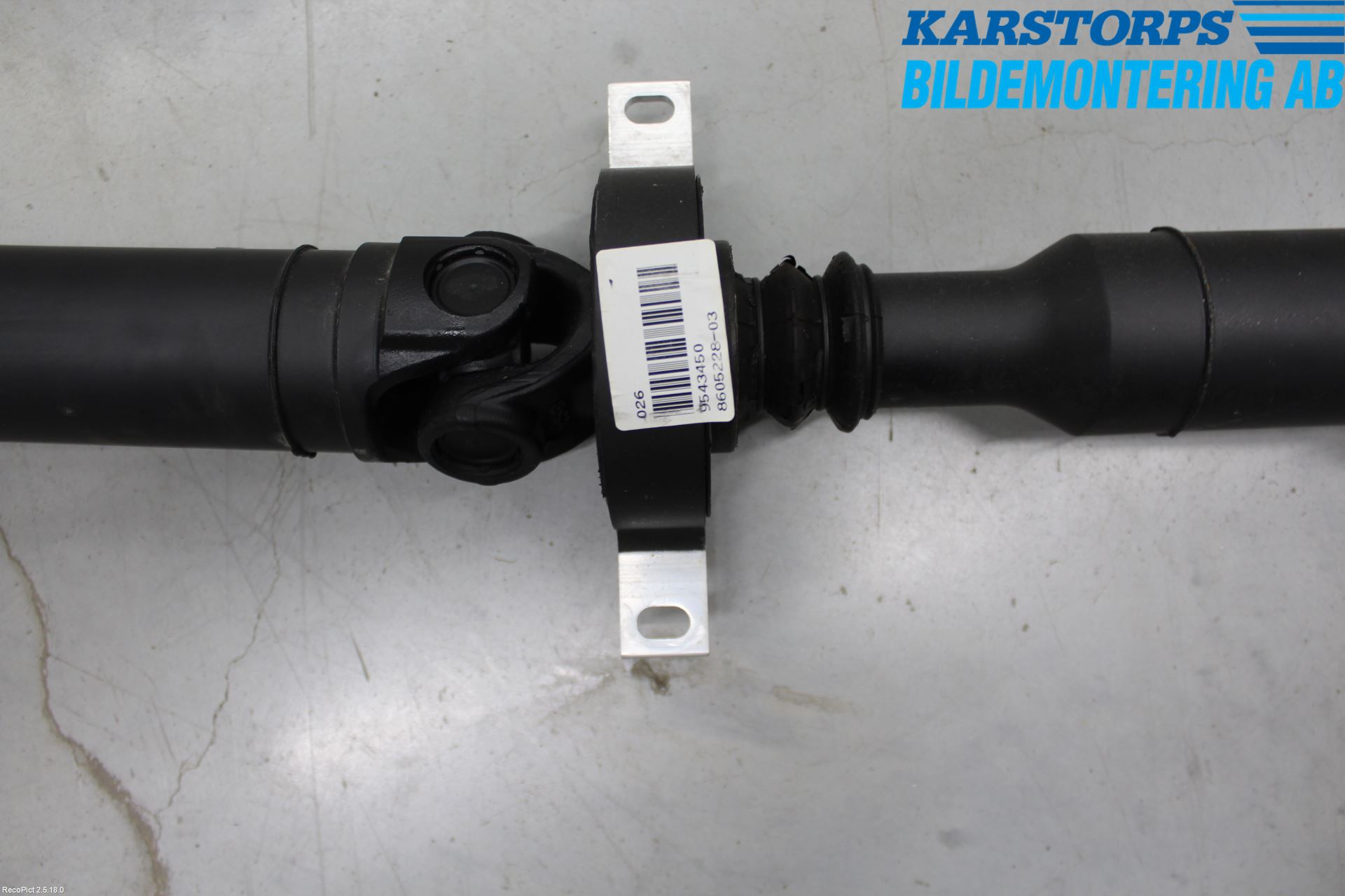 BMW 3 F30/F31/F80 12-19 Mellomaksel Kompl
