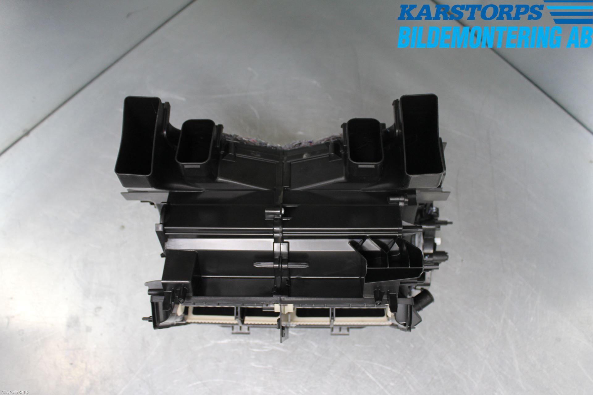 Mercedes-Benz MB E-KLASS (W213) 16-23 Varmeapparat Register Komplett