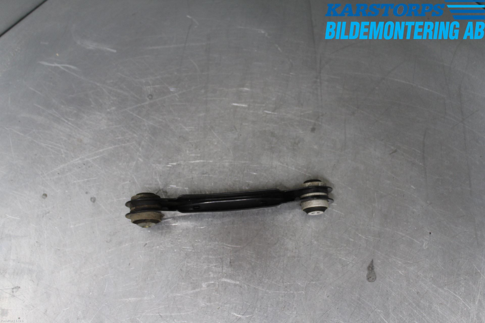 BMW 3 F30/F31/F80 12-19 Bakaksel Momentstag