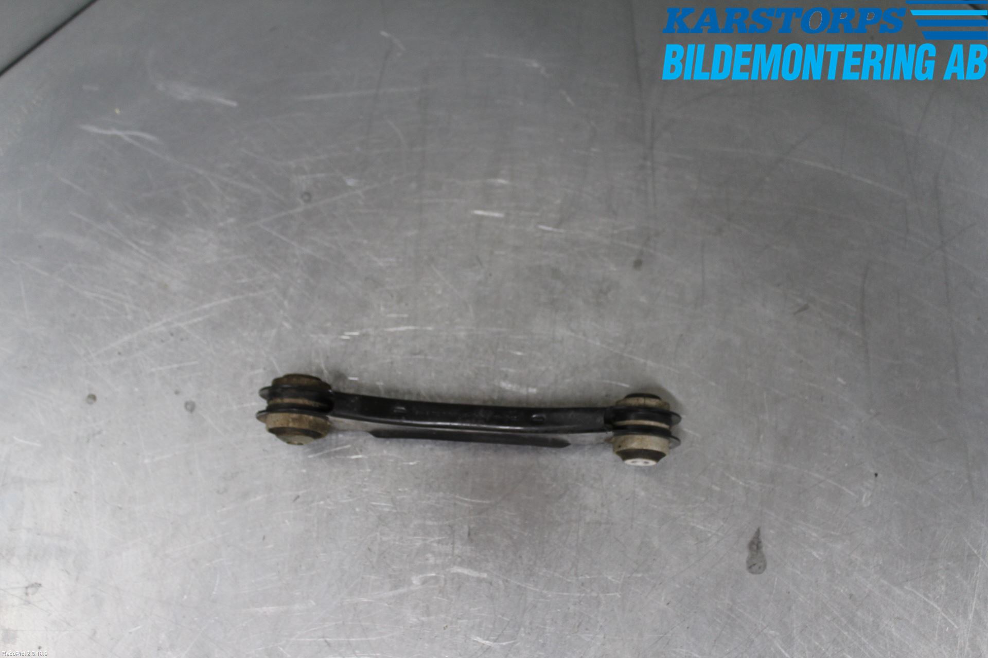 BMW 3 F30/F31/F80 12-19 Bakaksel Momentstag