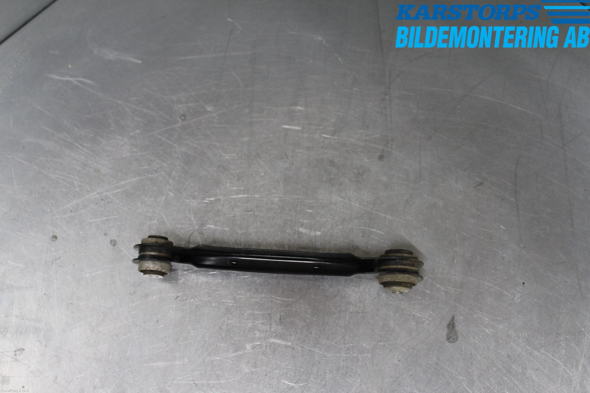 BMW 3 F30/F31/F80 12-19 Bærearm Bak Venstre Øvre