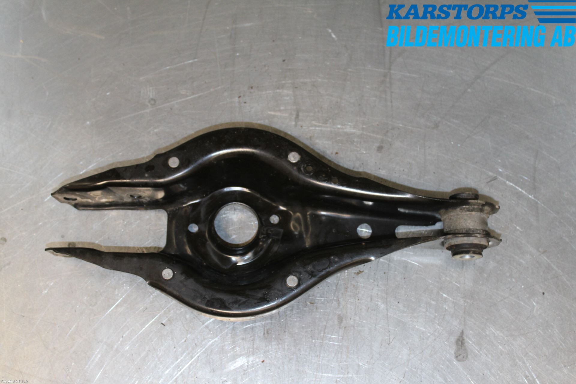 BMW 3 F30/F31/F80 12-19 Bærearm Bak Venstre