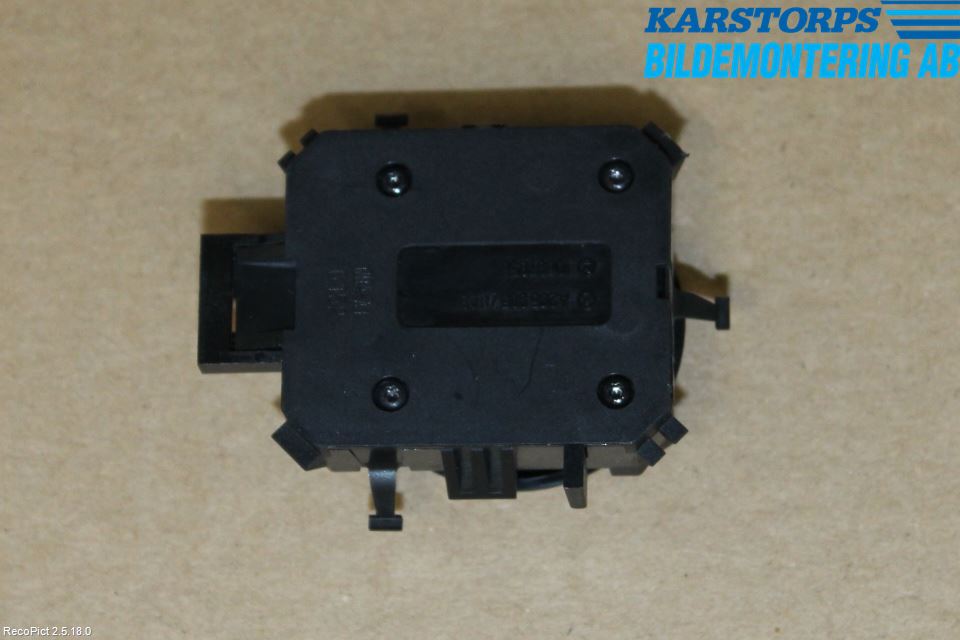 Mercedes-Benz MB E-KLASS (W213) 16-23 Bryter Sete Regulering