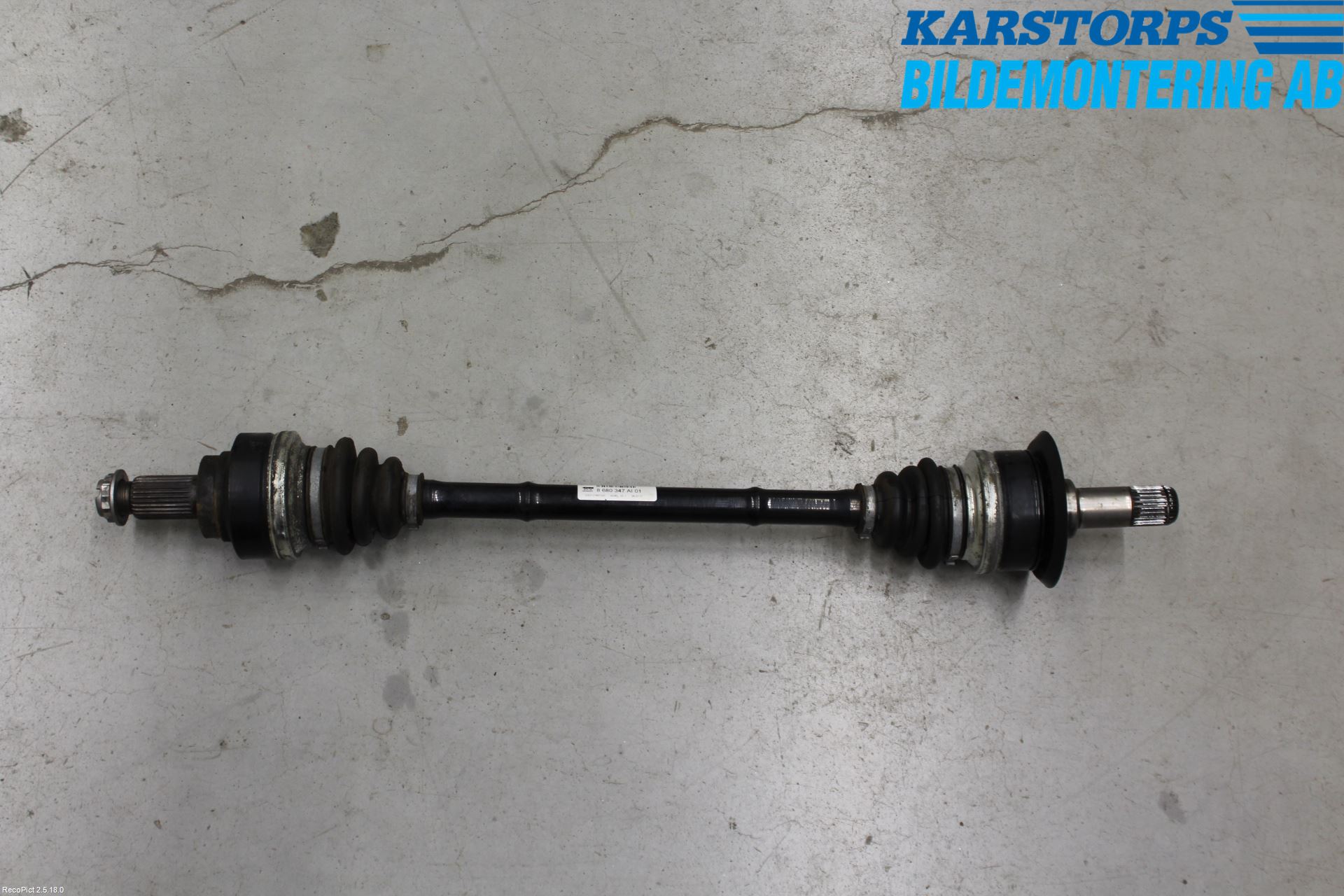 BMW 3 F30/F31/F80 12-19 Drivaksel Bak Kompl Venstre