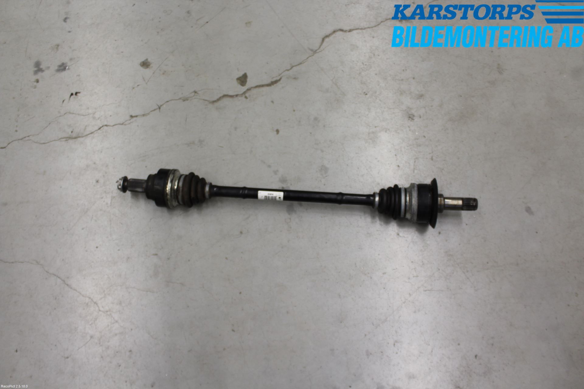 BMW 3 F30/F31/F80 12-19 Drivaksel Bak Kompl Høyre