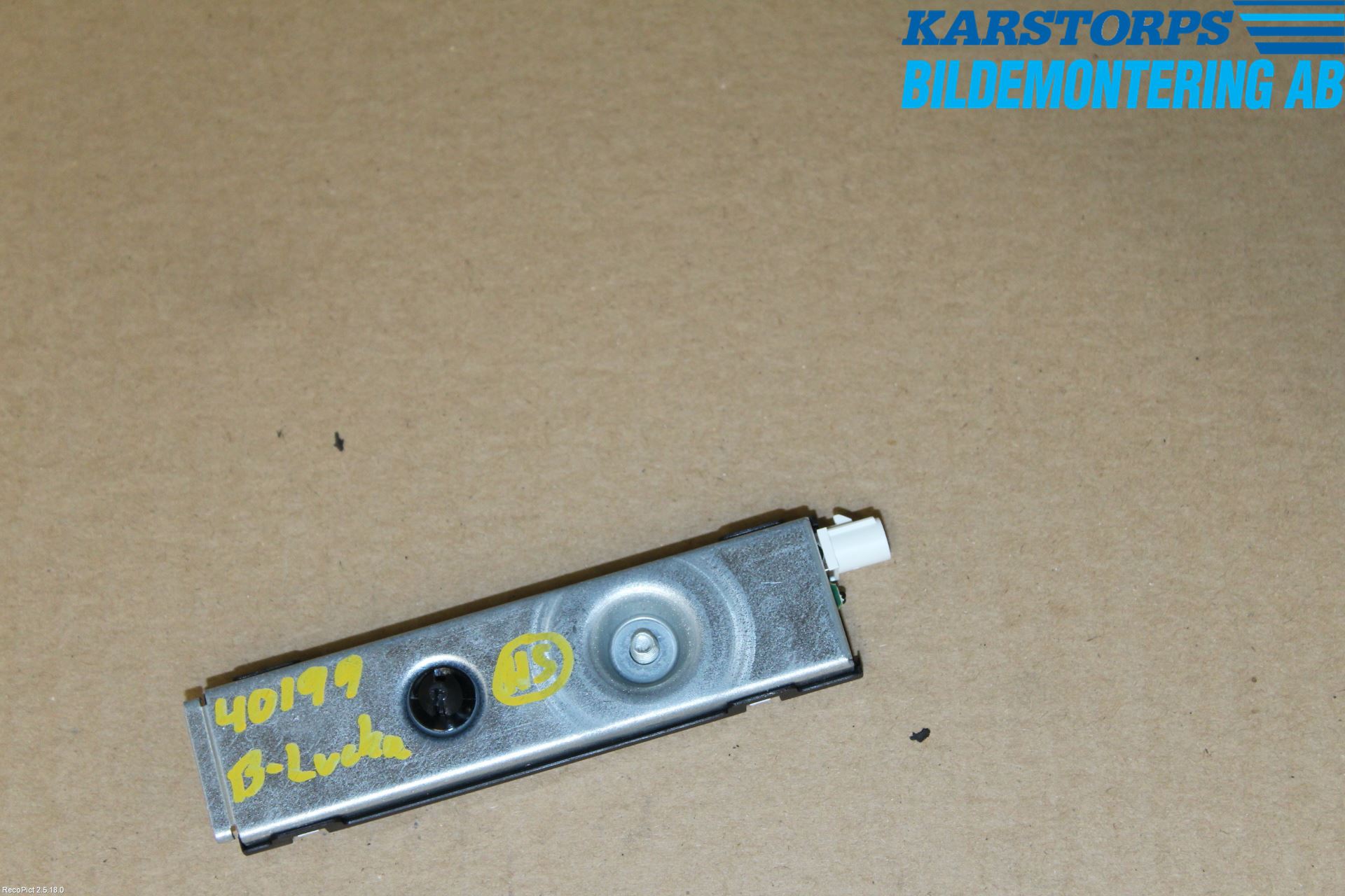 Mercedes-Benz MB B-KLASS (W246/W242) 12-19 Stereo Antenneforsterker