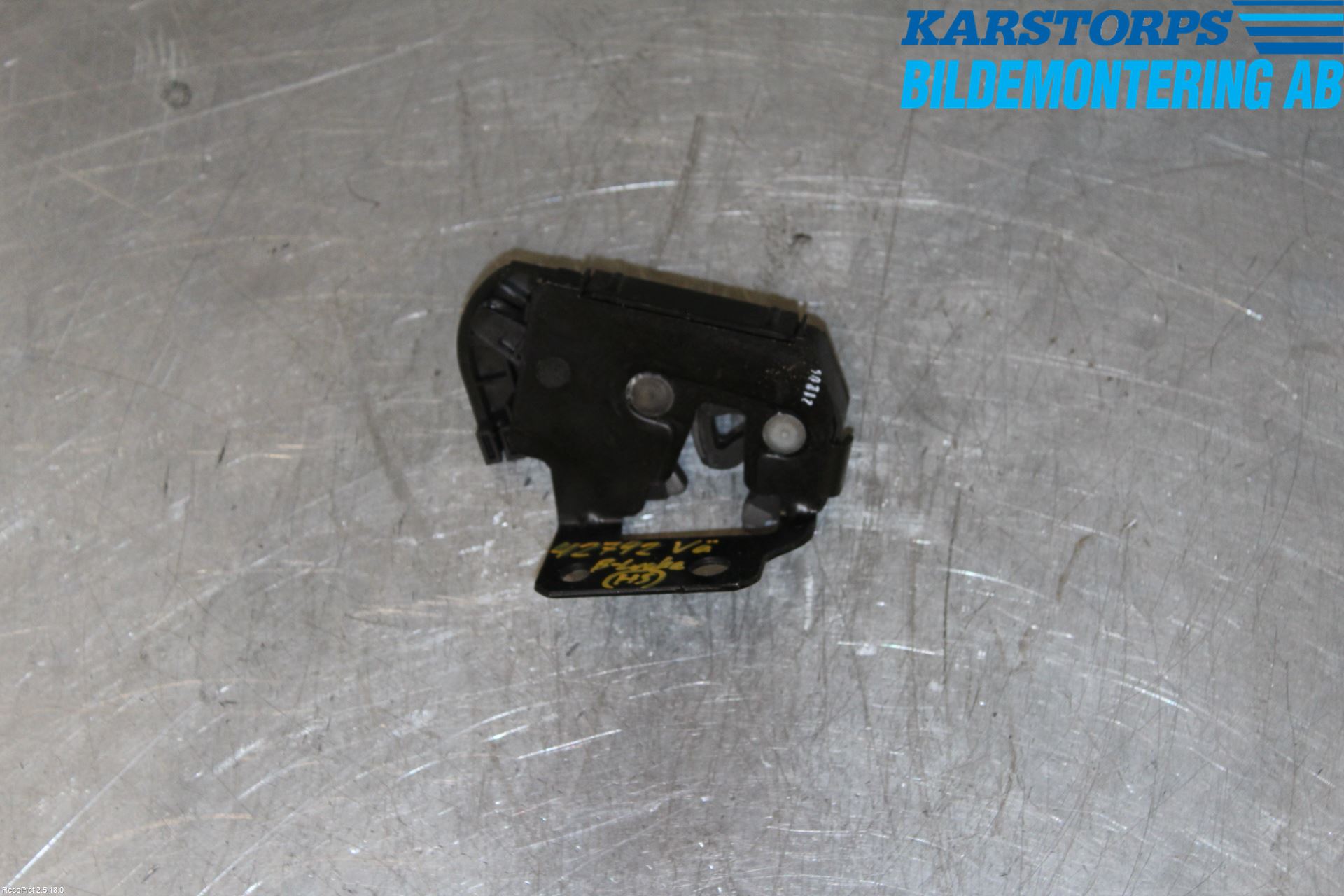 Volvo XC90 07-14 Bakluke-Lokk Låsekasse