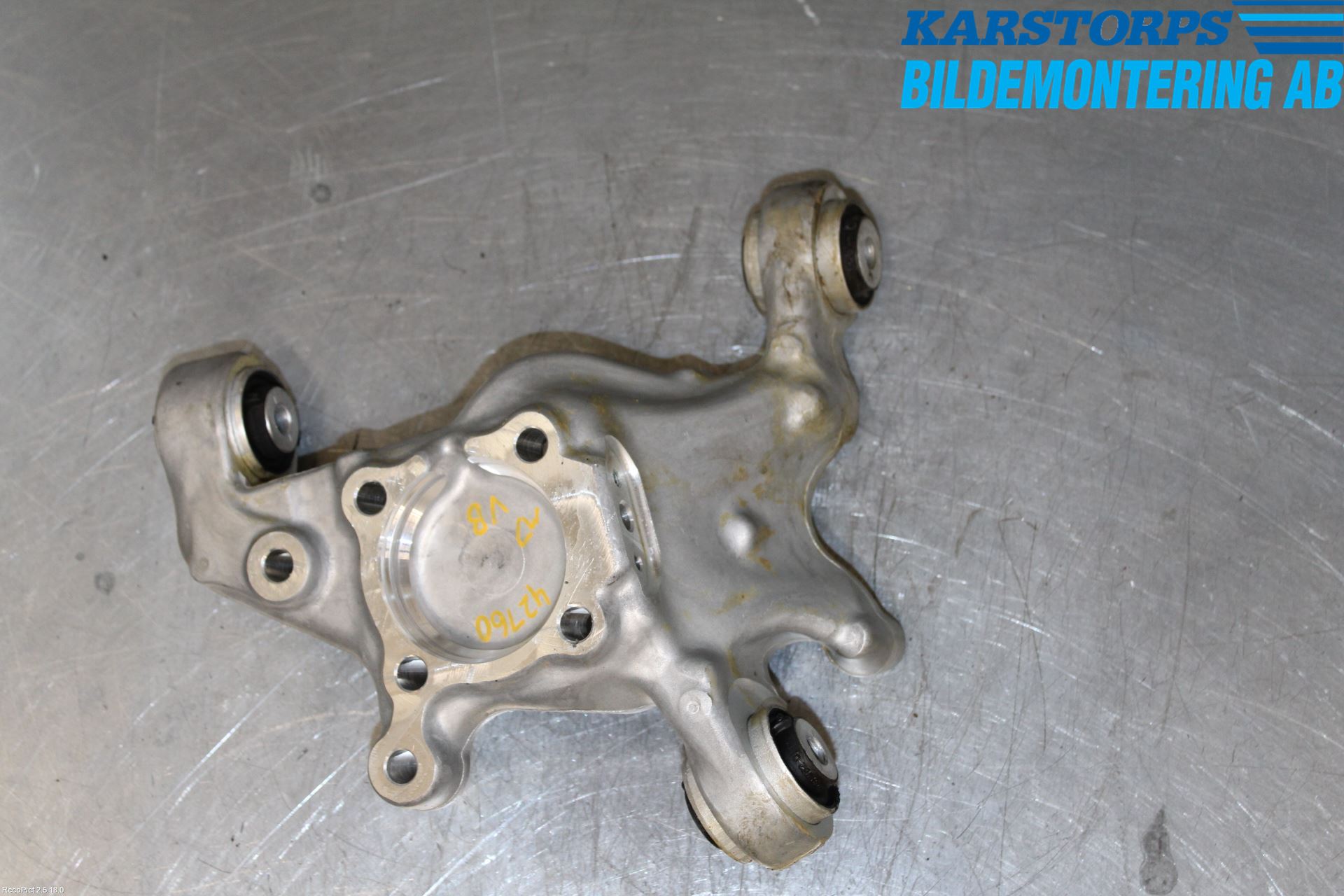 Mercedes-Benz MB CLA-KLASS (C117/X117) 13-19 Spindel Vb
