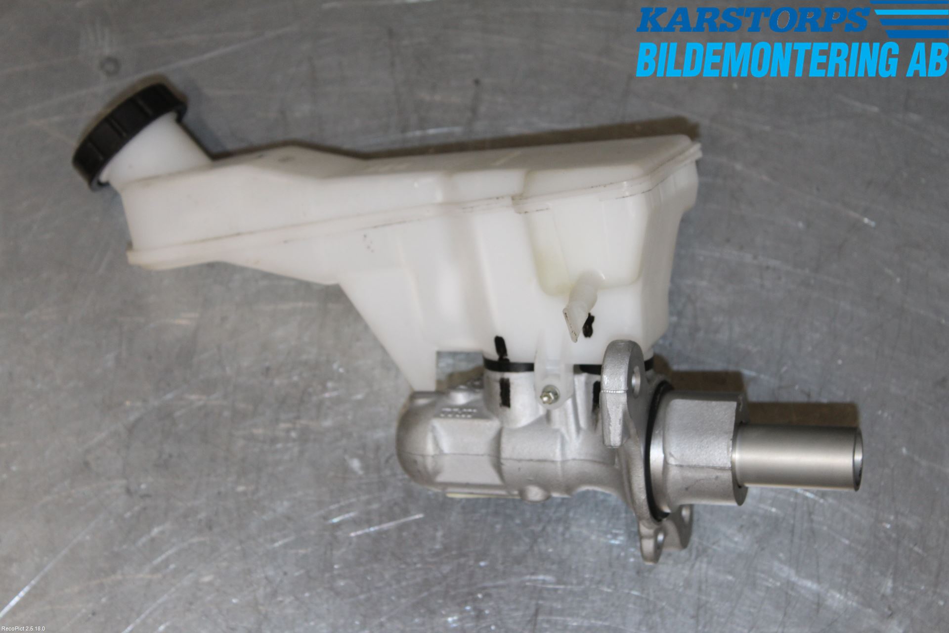Mercedes-Benz MB CLA-KLASS (C117/X117) 13-19 Brems Hovedsylinder
