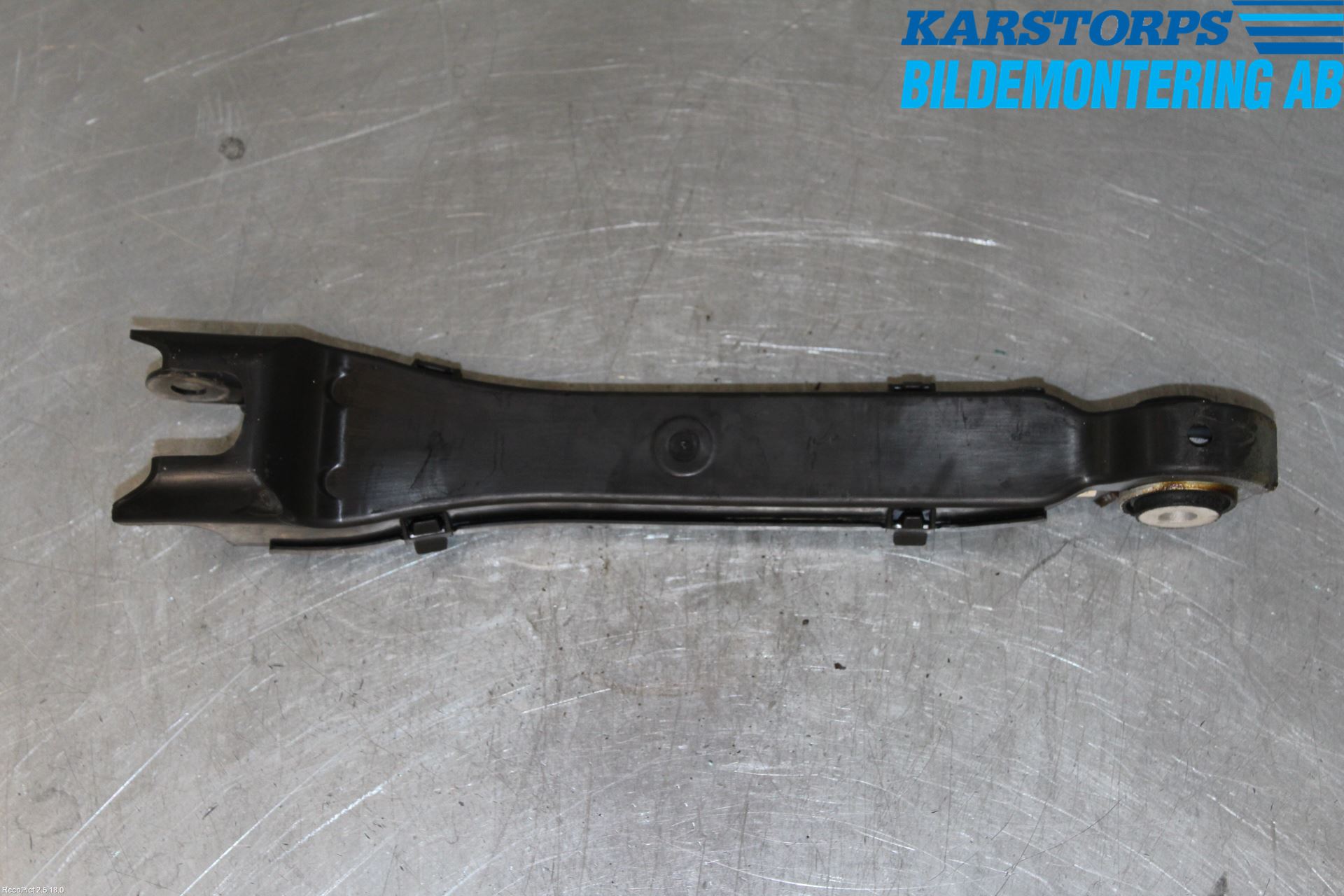 Mercedes-Benz MB E-KLASS (W213) 16-23 Bakaksel Momentstag