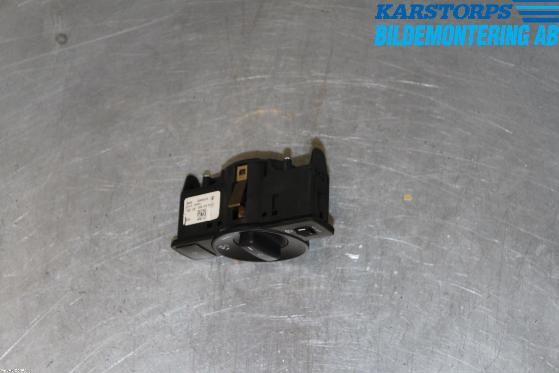 Mercedes-Benz MB VITO/V-KLASS (W640,W447,W448) 14- Bryter Hovedlys