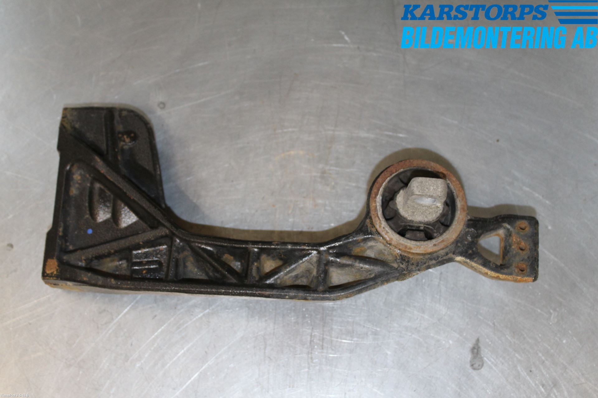 Mercedes-Benz MB VITO/V-KLASS (W640,W447,W448) 14- Bakramme - Festebjelke