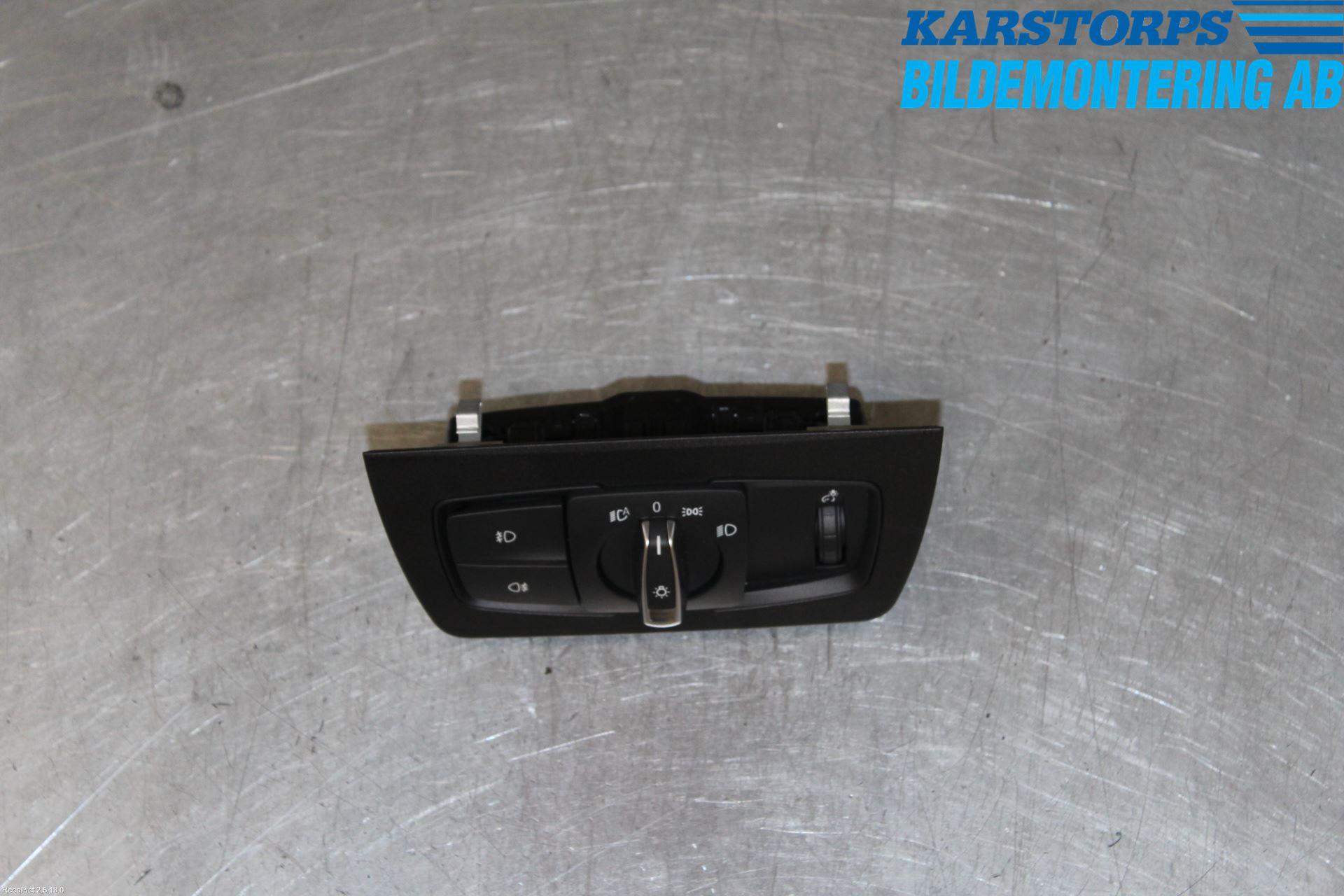 BMW 3 F30/F31/F80 12-19 Bryter Hovedlys