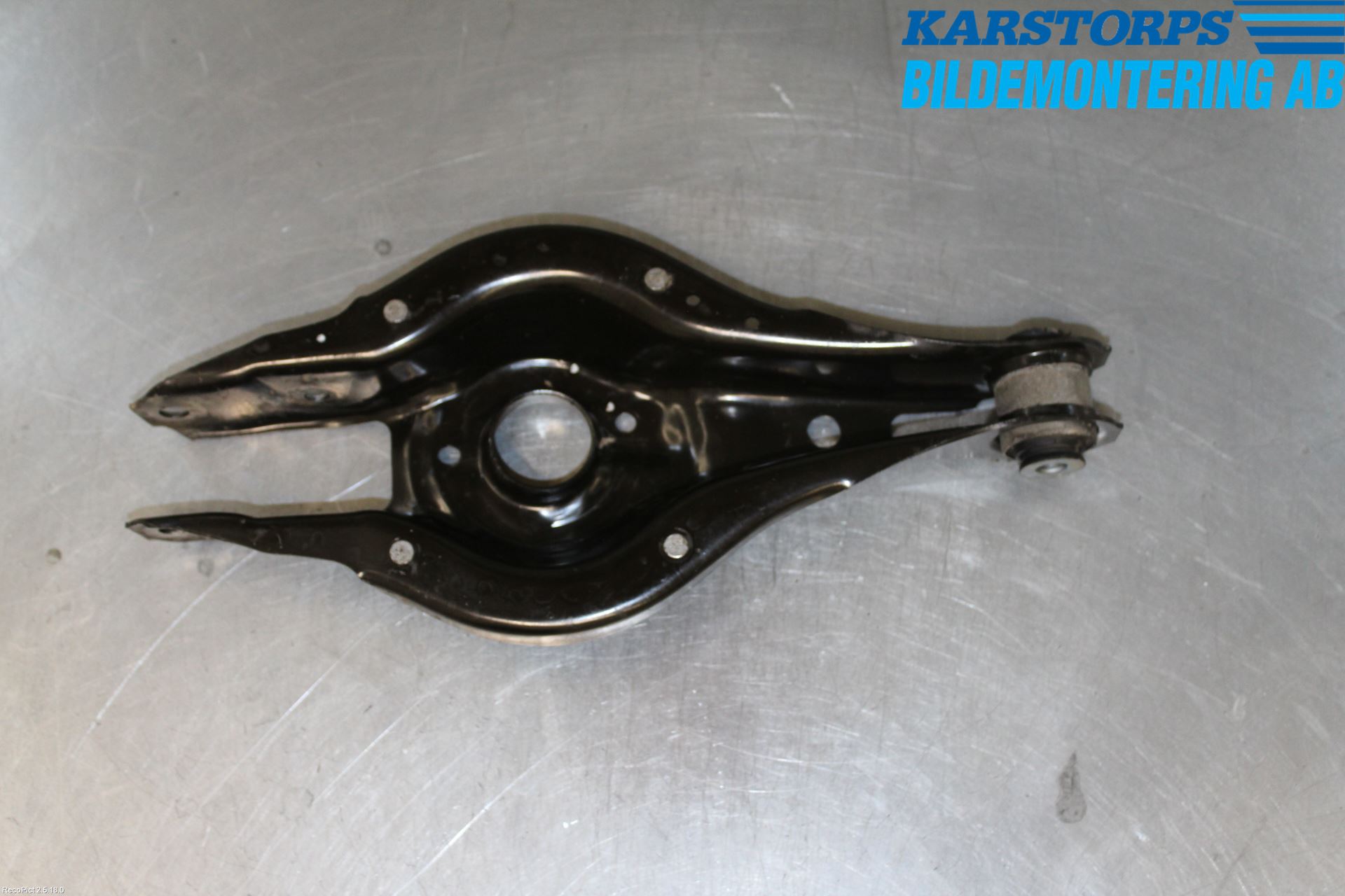 BMW 3 F30/F31/F80 12-19 Bærearm Bak Høyre