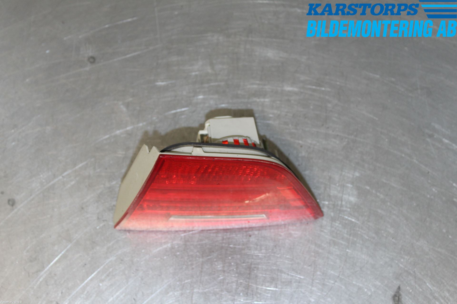 BMW 3 E90/91 SED/TOU 05-12 Baklykt Høyre  På Luke(Indre)