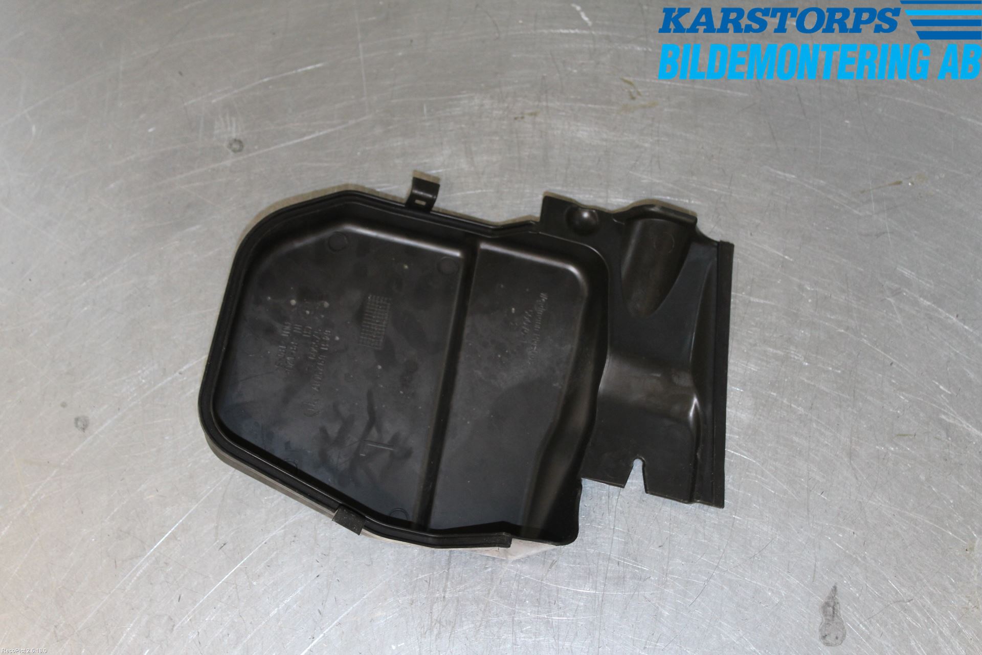 BMW 3 E90/91 SED/TOU 05-12 Visker Deksel-Grill-Under Frr